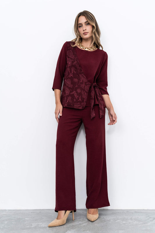 BLUSA EFECTO CRUZADO COMBINADA BURDEOS