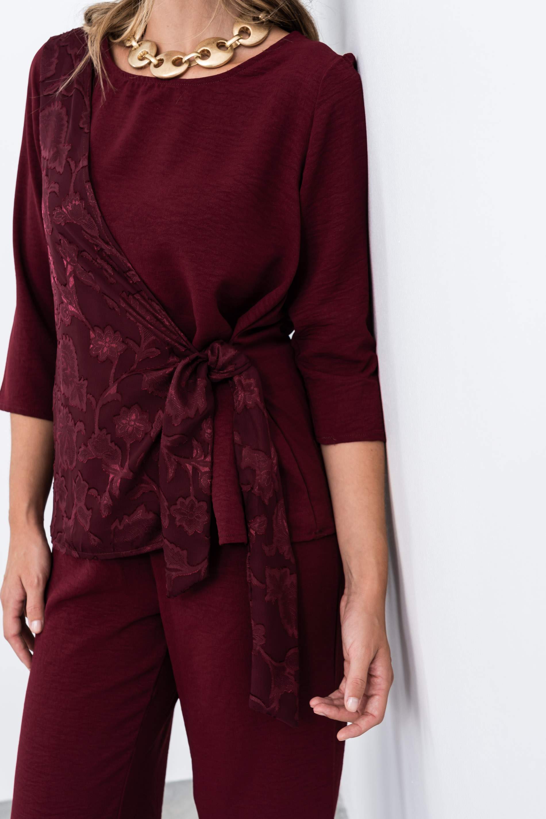 BLUSA EFECTO CRUZADO COMBINADA BURDEOS - Imagen 5