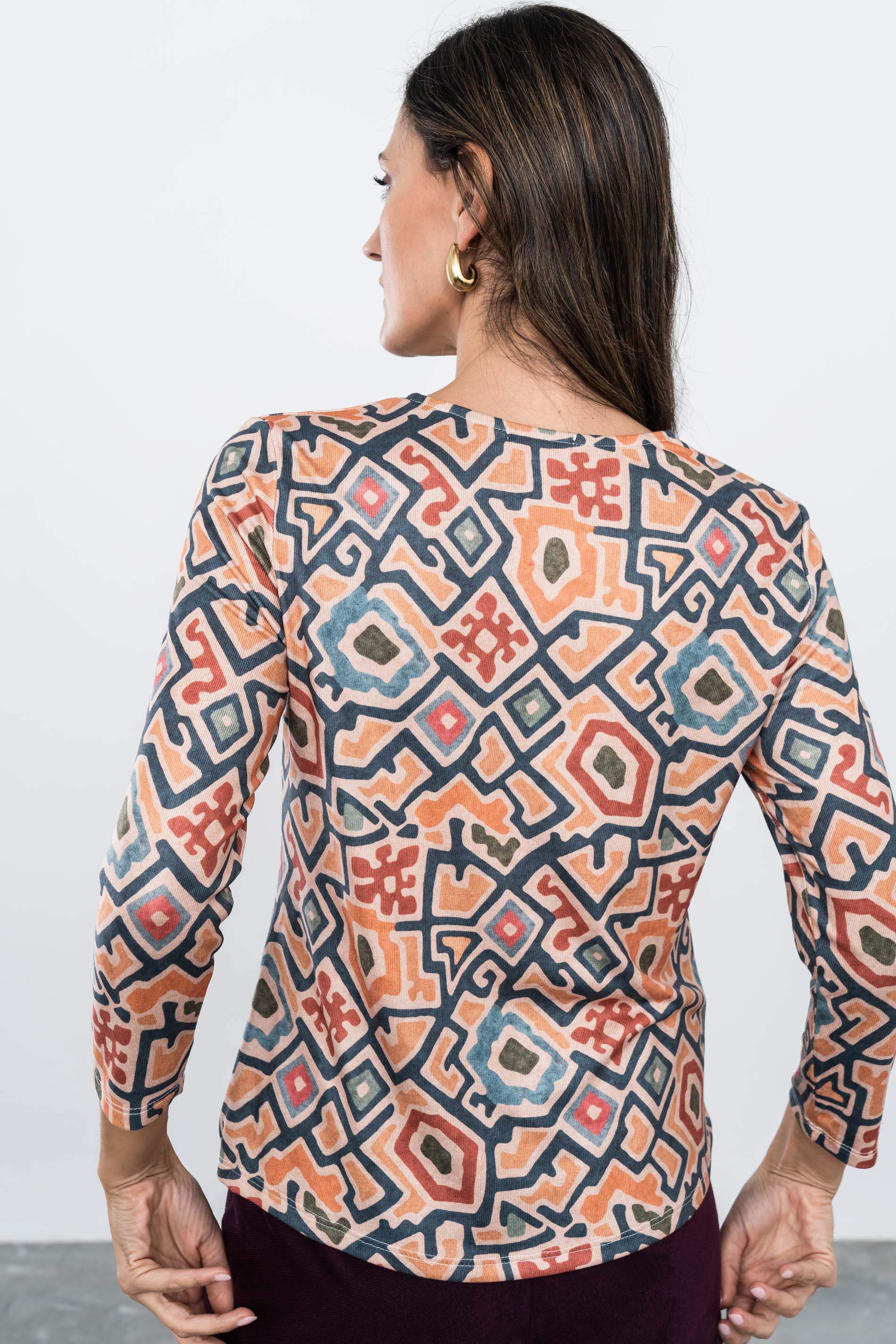 CAMISETA PUNTO TRAZOS - Imagen 4