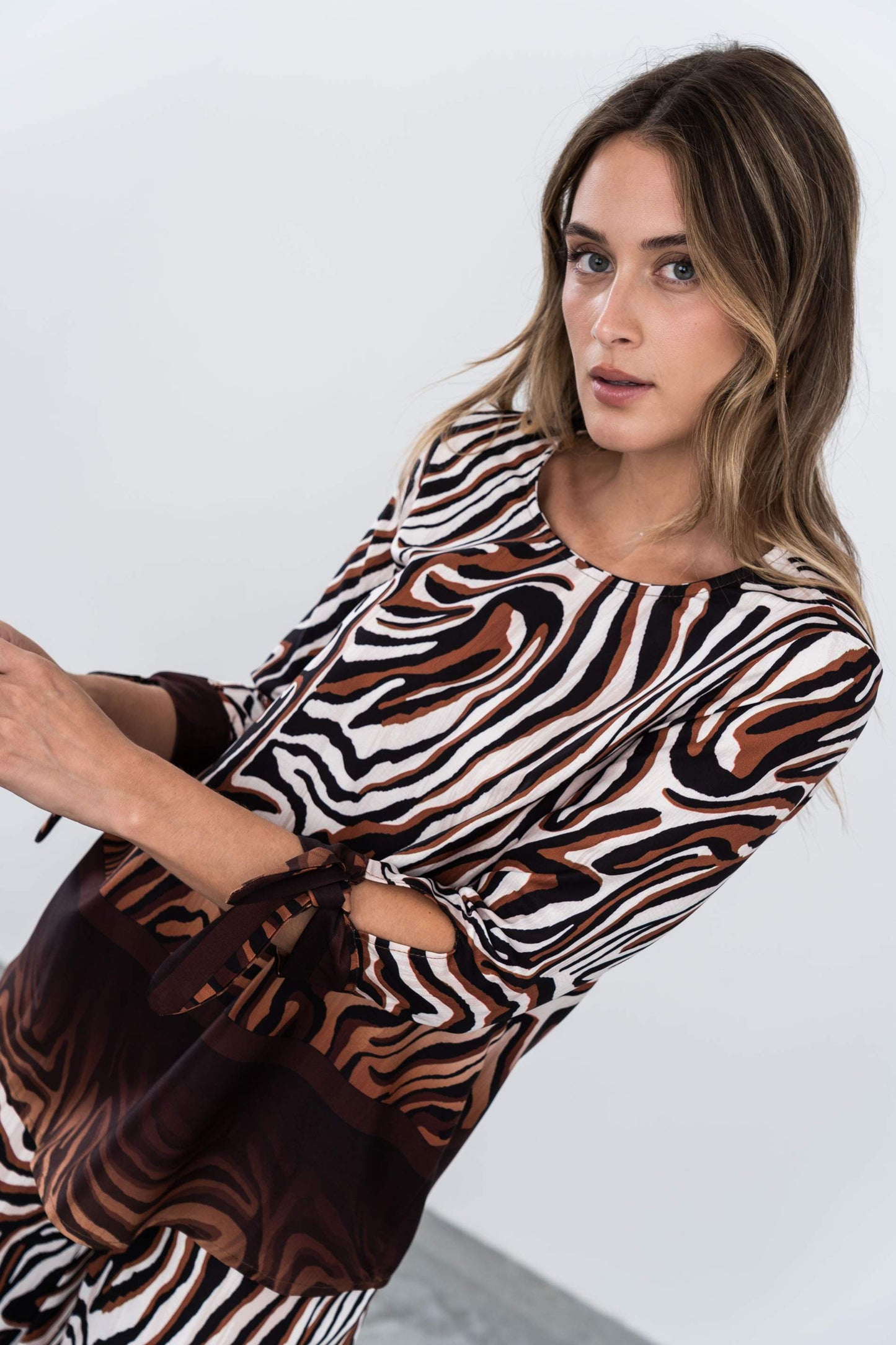 BLUSA PUNO LAZO CEBRA - Imagen 2