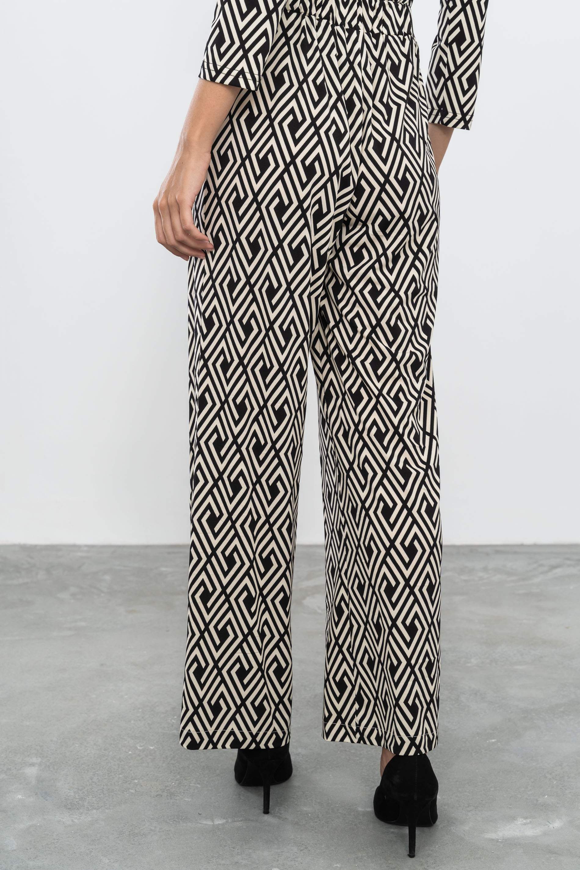 PANTALON GOMA CINTURA BOTONES - Imagen 3