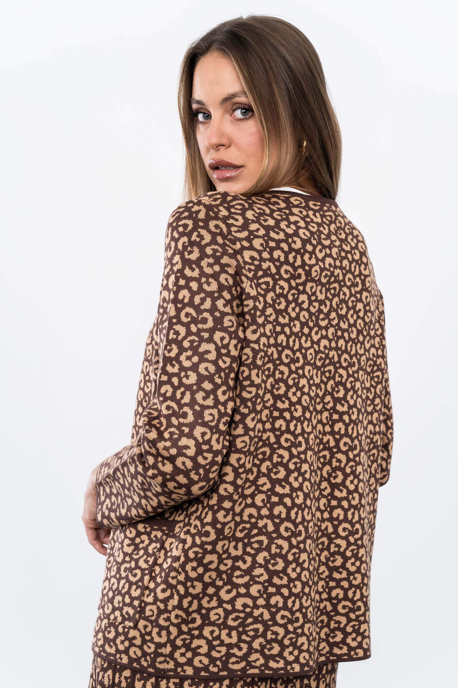 CHAQUETA MANCHAS MARRON - Imagen 6