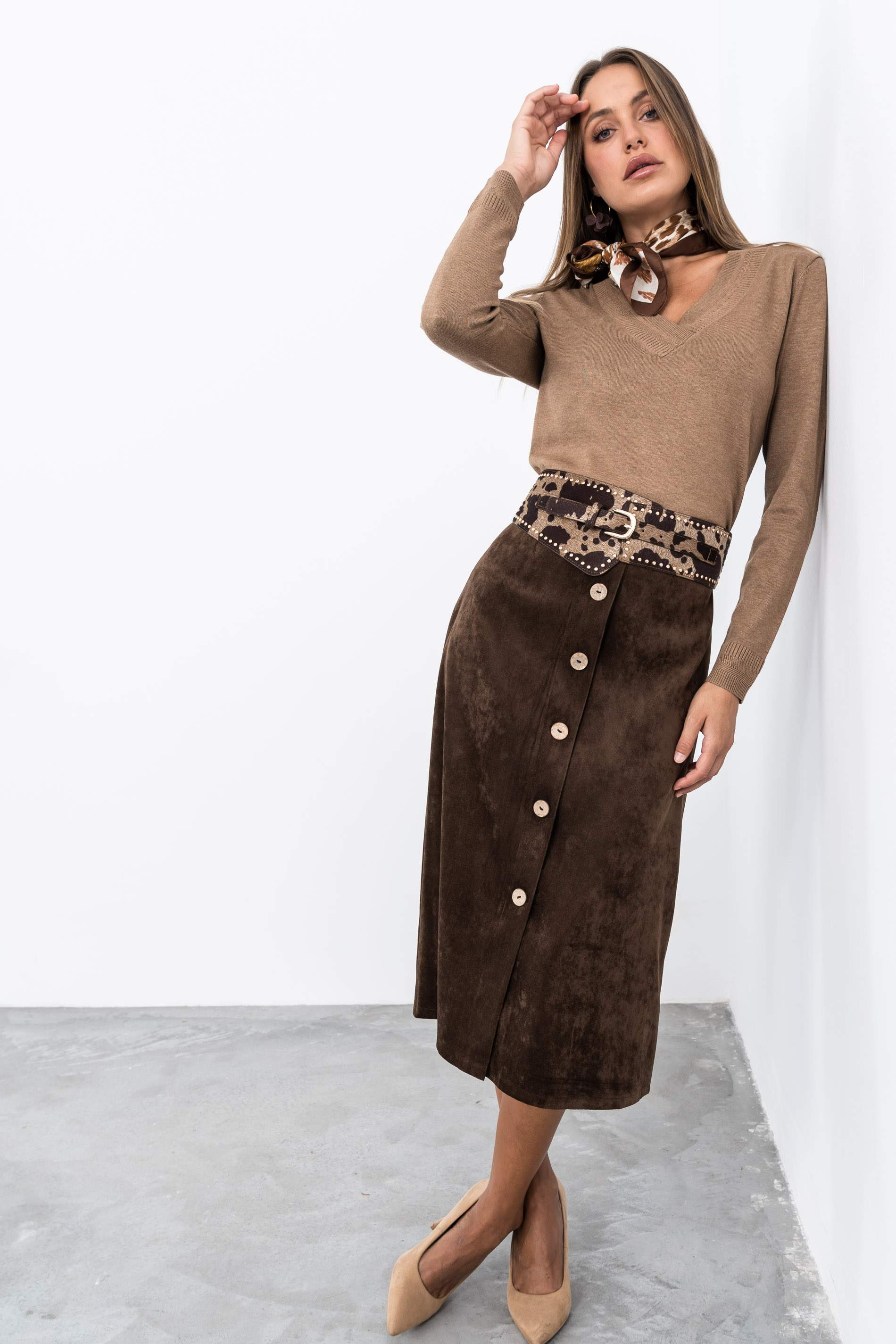 JERSEY CUELLO PICO DETALLE TAUPE - Imagen 3