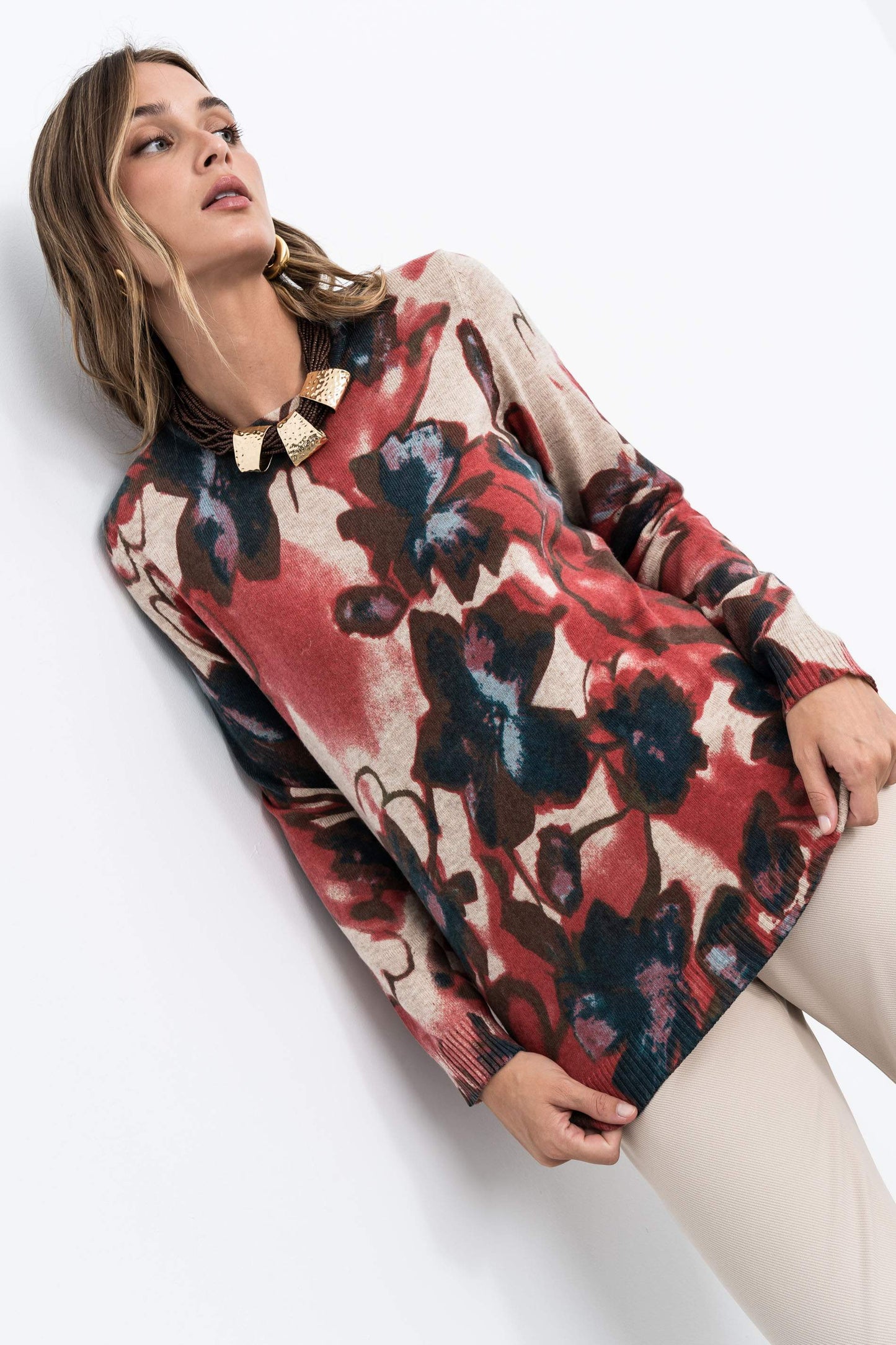 JERSEY ESTAMPADO FLORAL BURDEOS - Imagen 4
