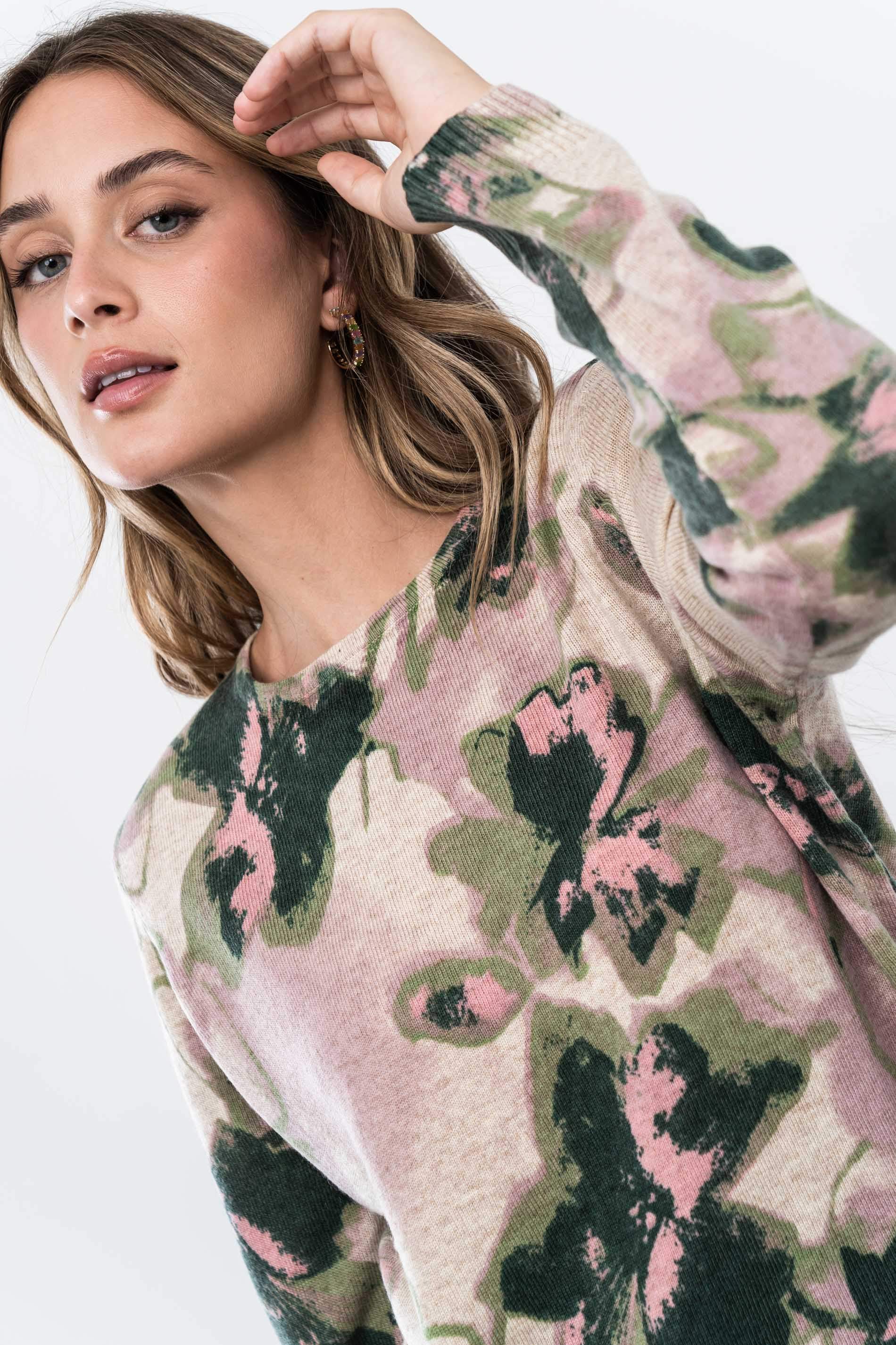 JERSEY ESTAMPADO FLORAL ROSA - Imagen 2