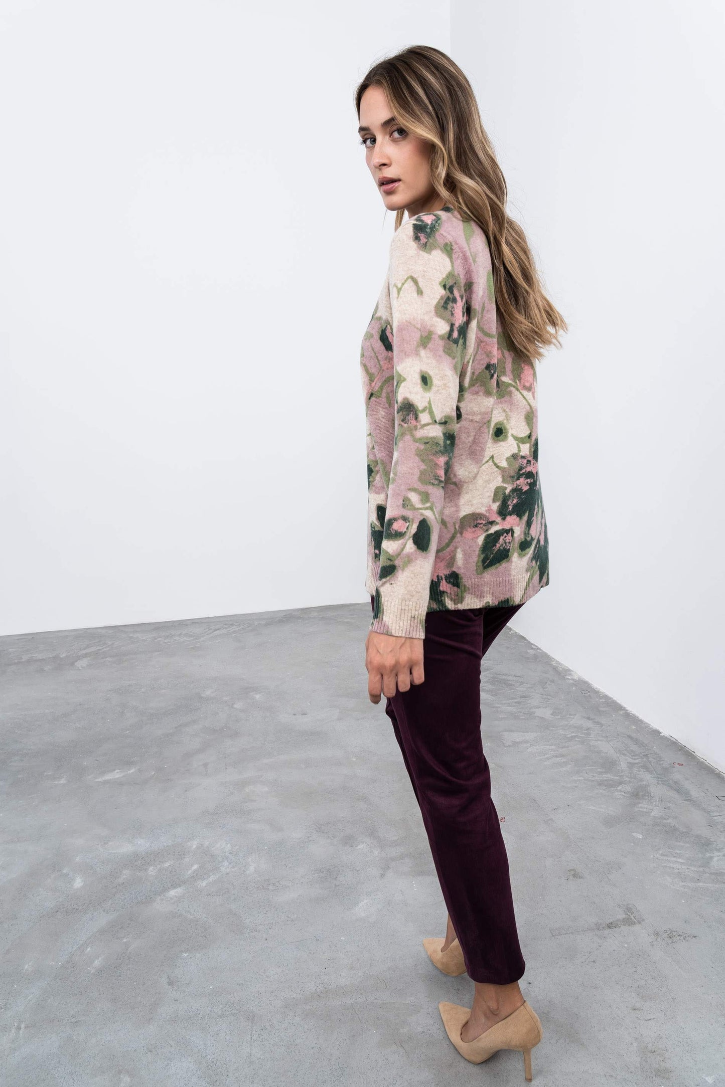 JERSEY ESTAMPADO FLORAL ROSA - Imagen 6