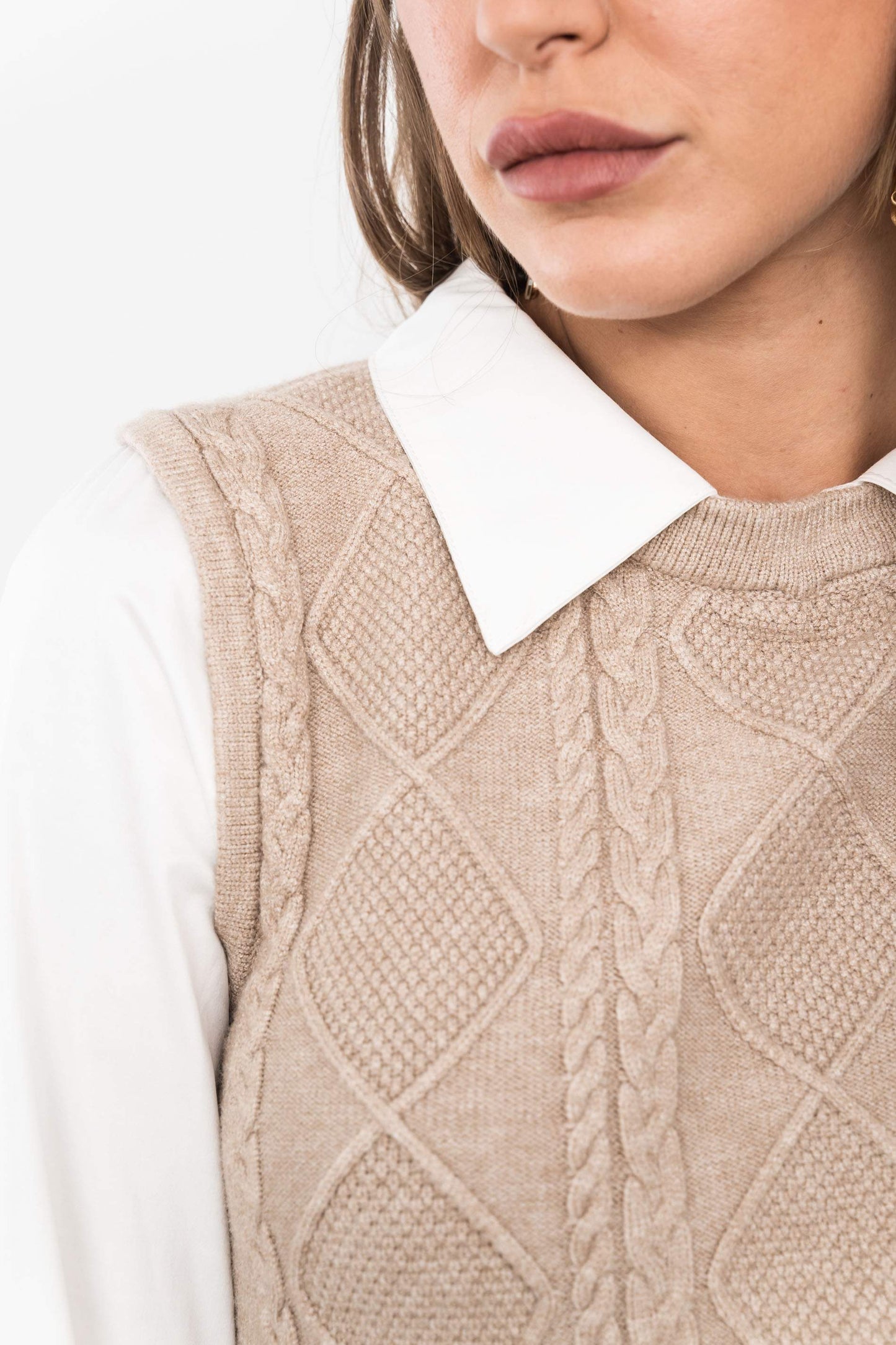 CHALECO COMBINADO BLUSA ARENA - Imagen 4