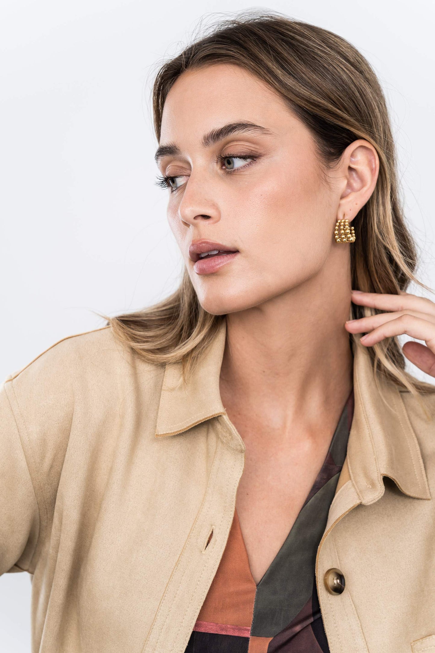 SOBRECAMISA EFECTO ANTE BEIGE - Imagen 2