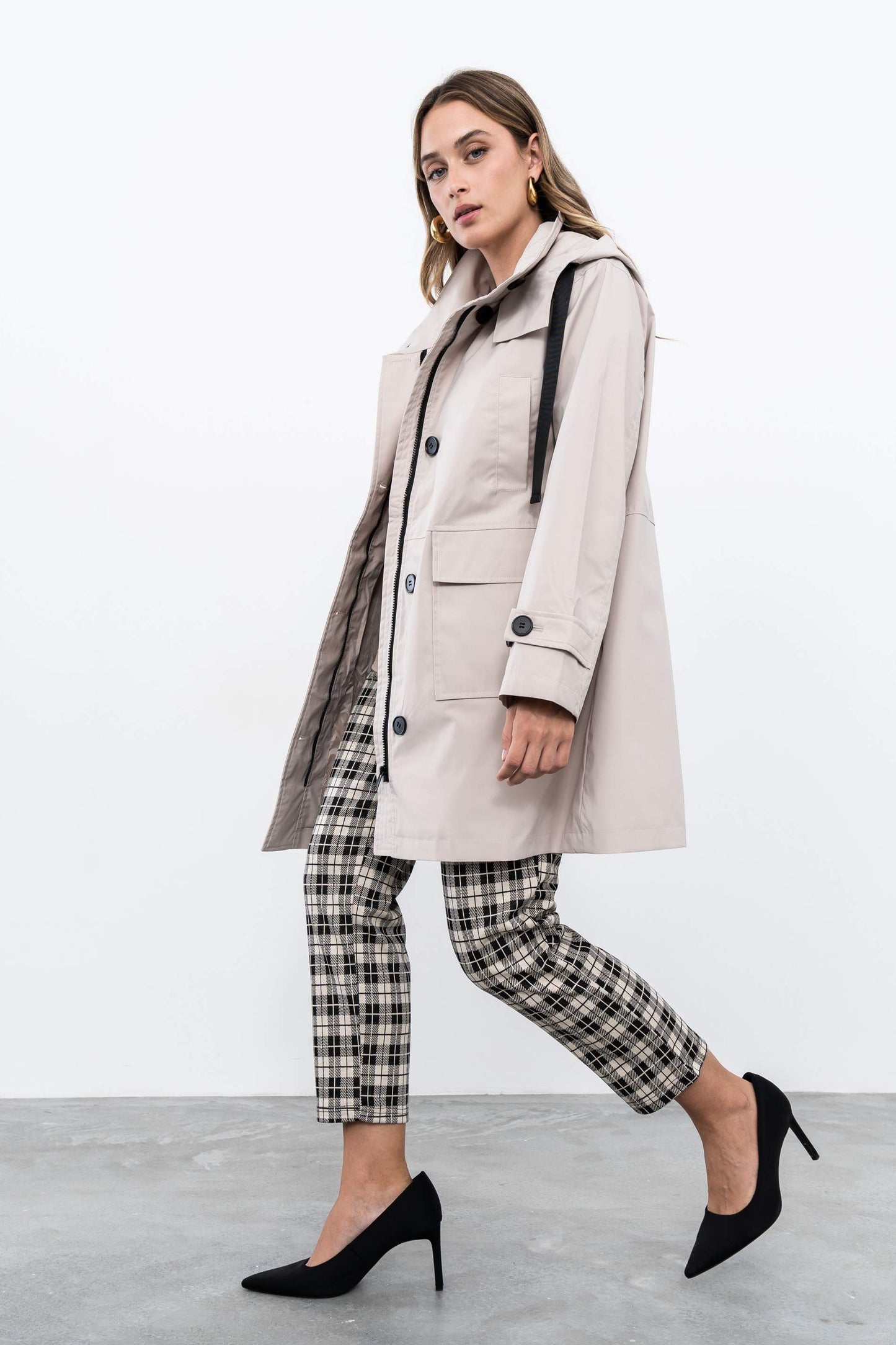 PANTALON CUADRO BICOLOR - Imagen 4