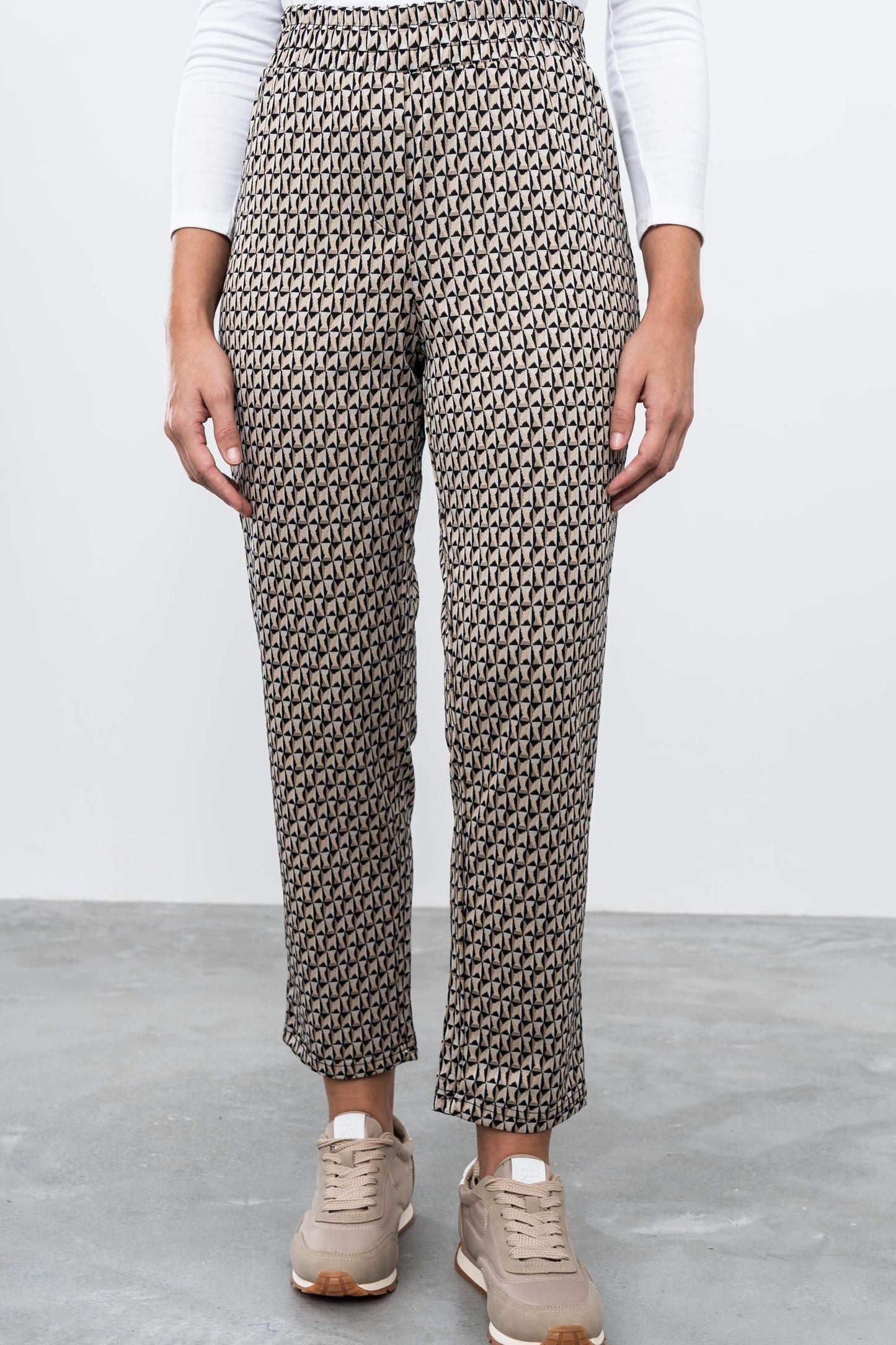 PANTALON JACQUARD GEOMETRICO - Imagen 2