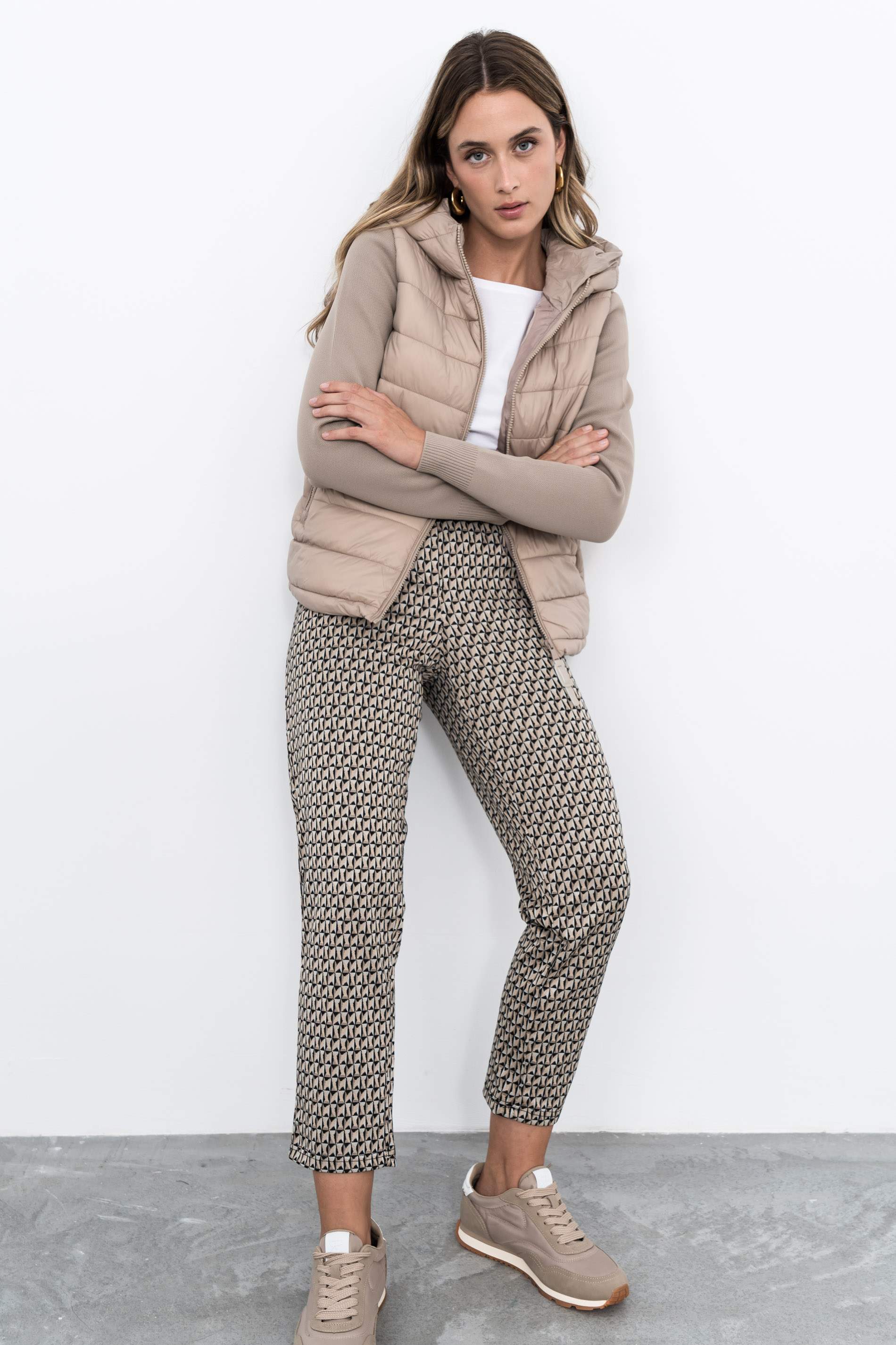 PANTALON JACQUARD GEOMETRICO - Imagen 5