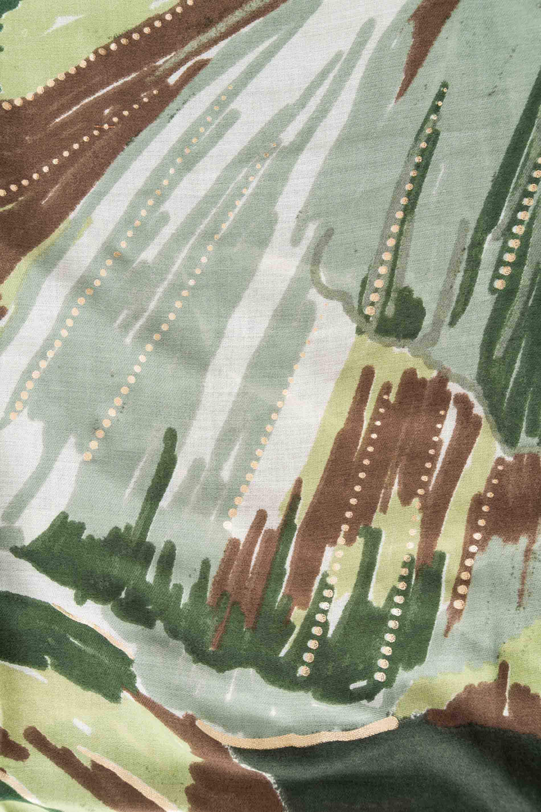 FOULARD FLOR DETALLE ORO VERDE - Imagen 2