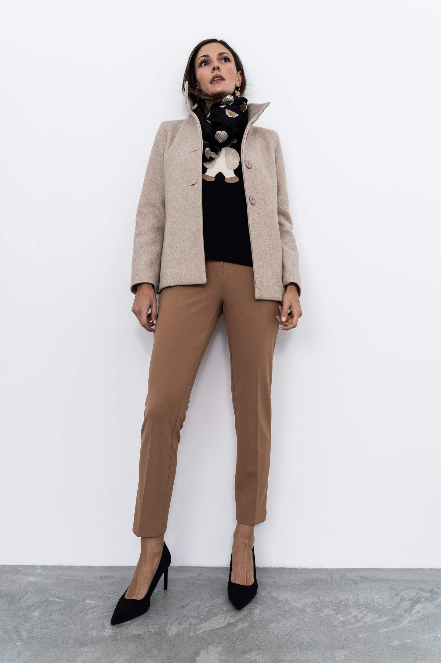 FOULARD TOPOS ORO NEGRO - Imagen 3