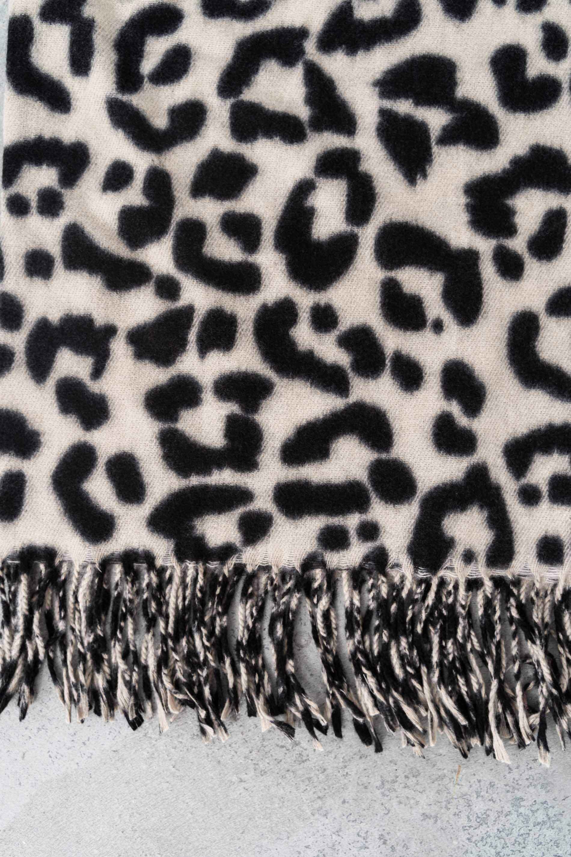 ESTOLA CALIDA ANIMAL BEIGE - Imagen 2