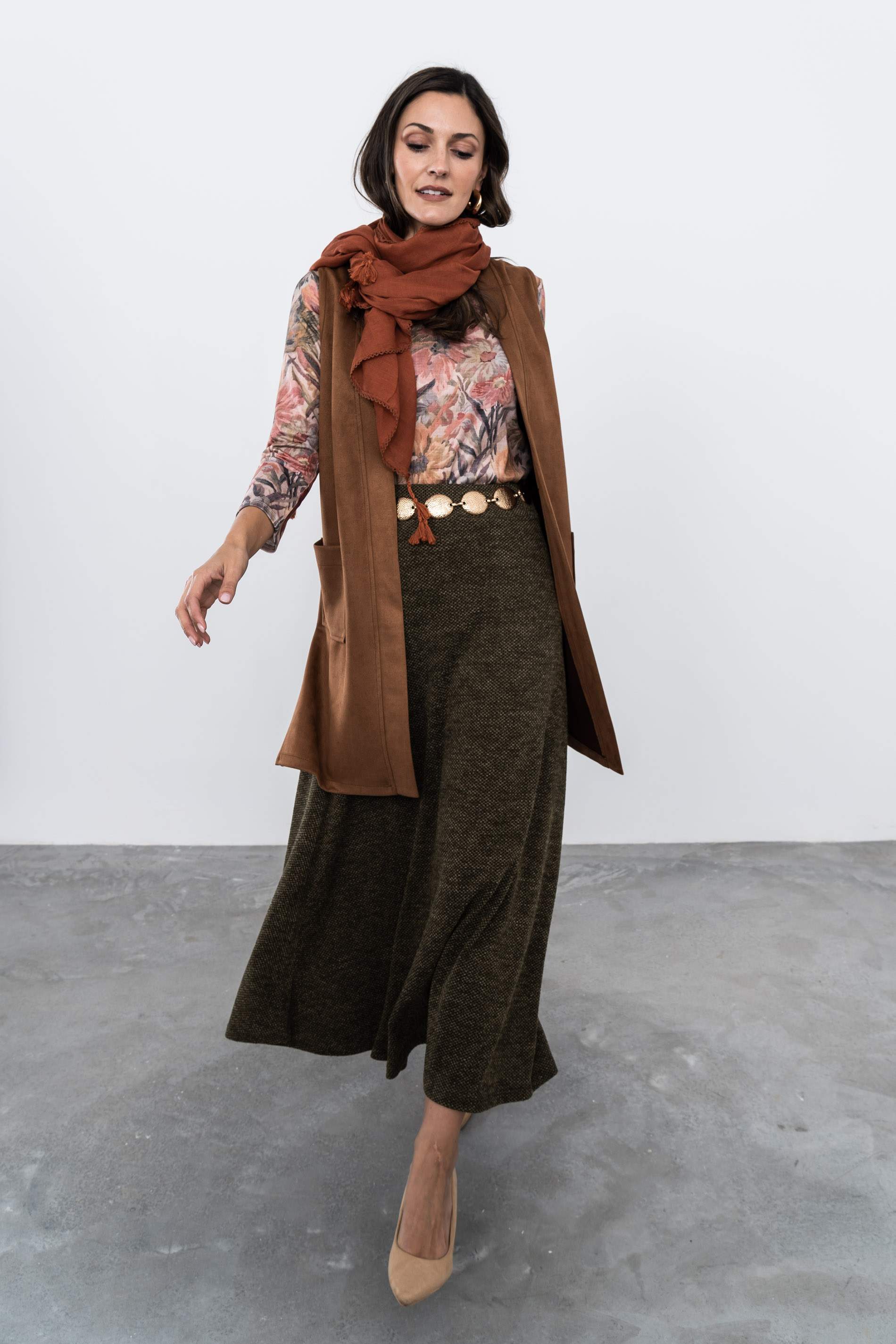 FOULARD LISO POMPONES TEJA - Imagen 3