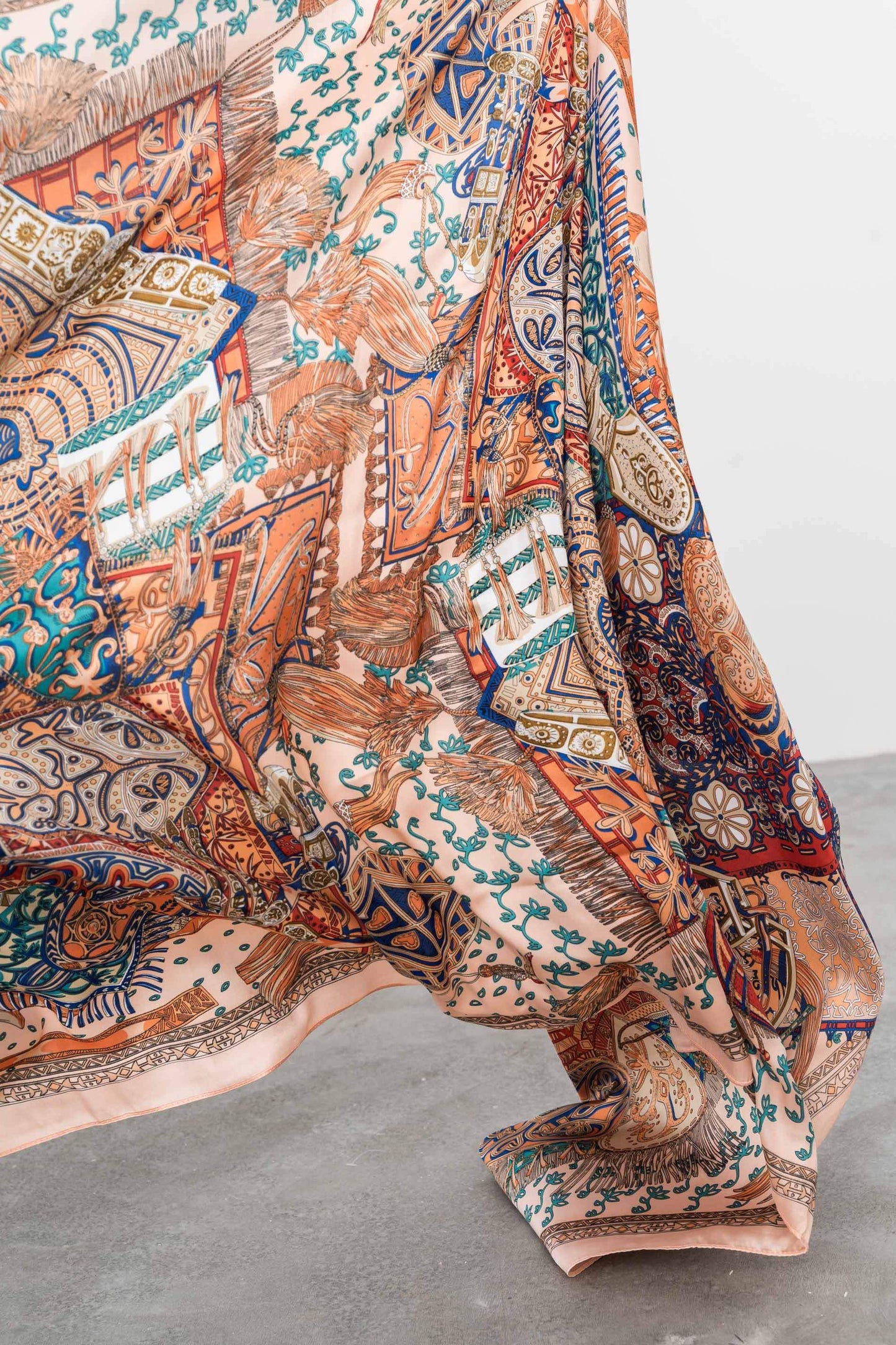 FOULARD EFECTO SEDA JINETE - Imagen 4
