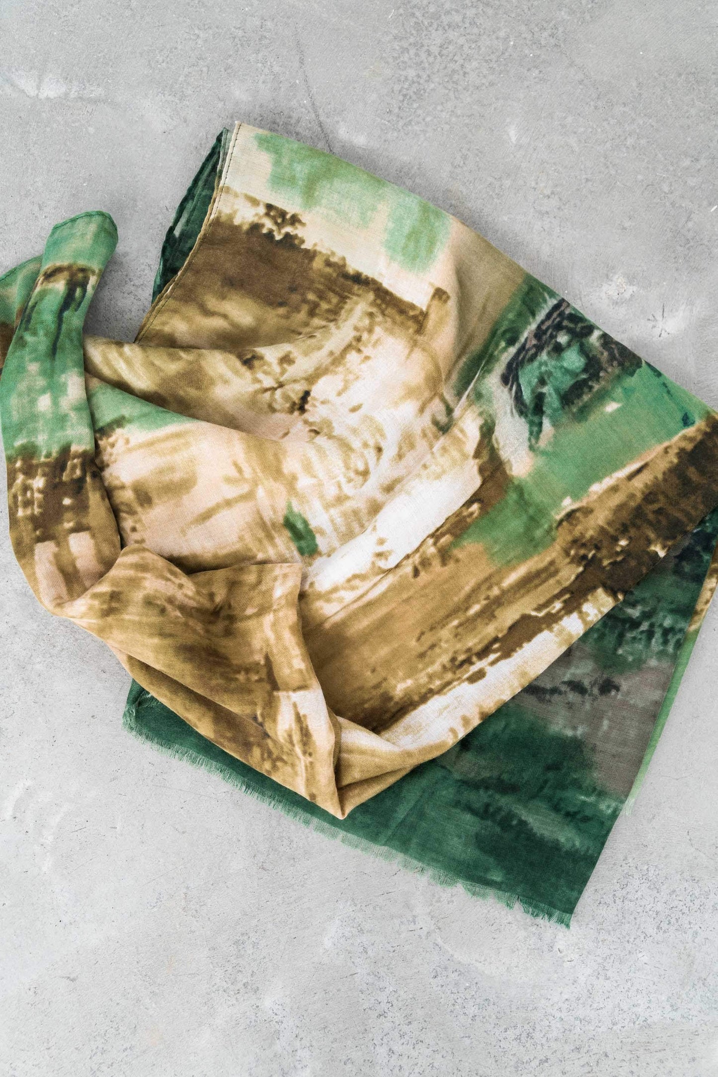 FOULARD ESTAMPADO ABSTRACTO VERDE - Imagen 2