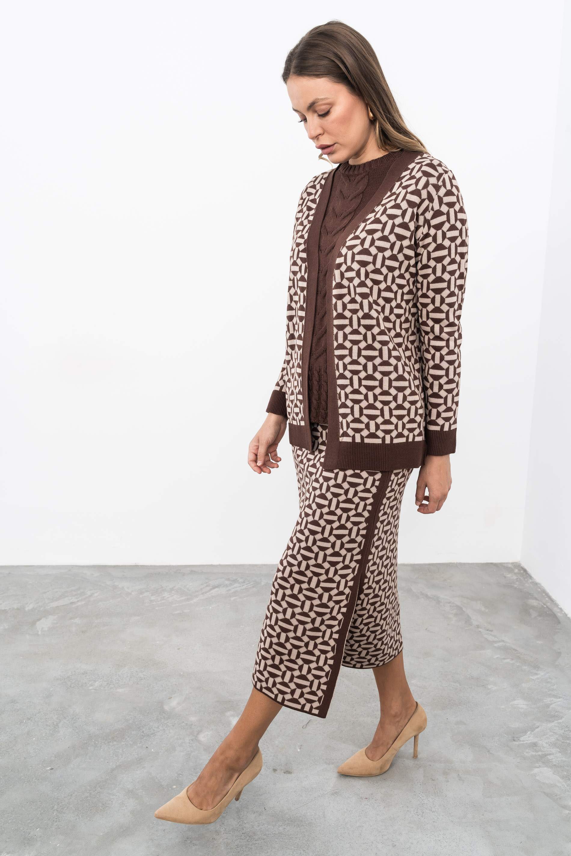 CHAQUETA GEOMETRICOS MARRON - Imagen 8
