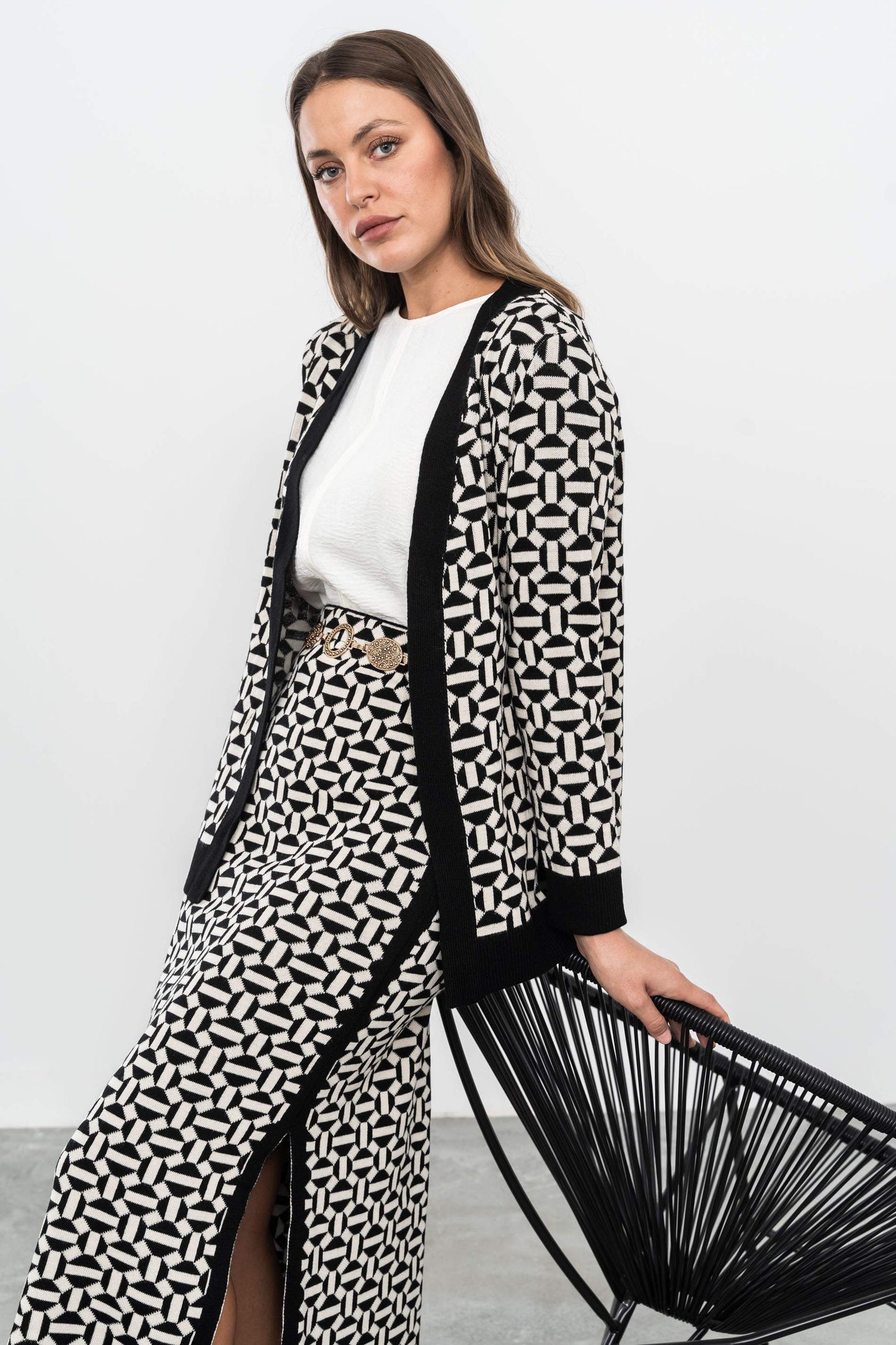 CHAQUETA GEOMETRICOS NEGRO