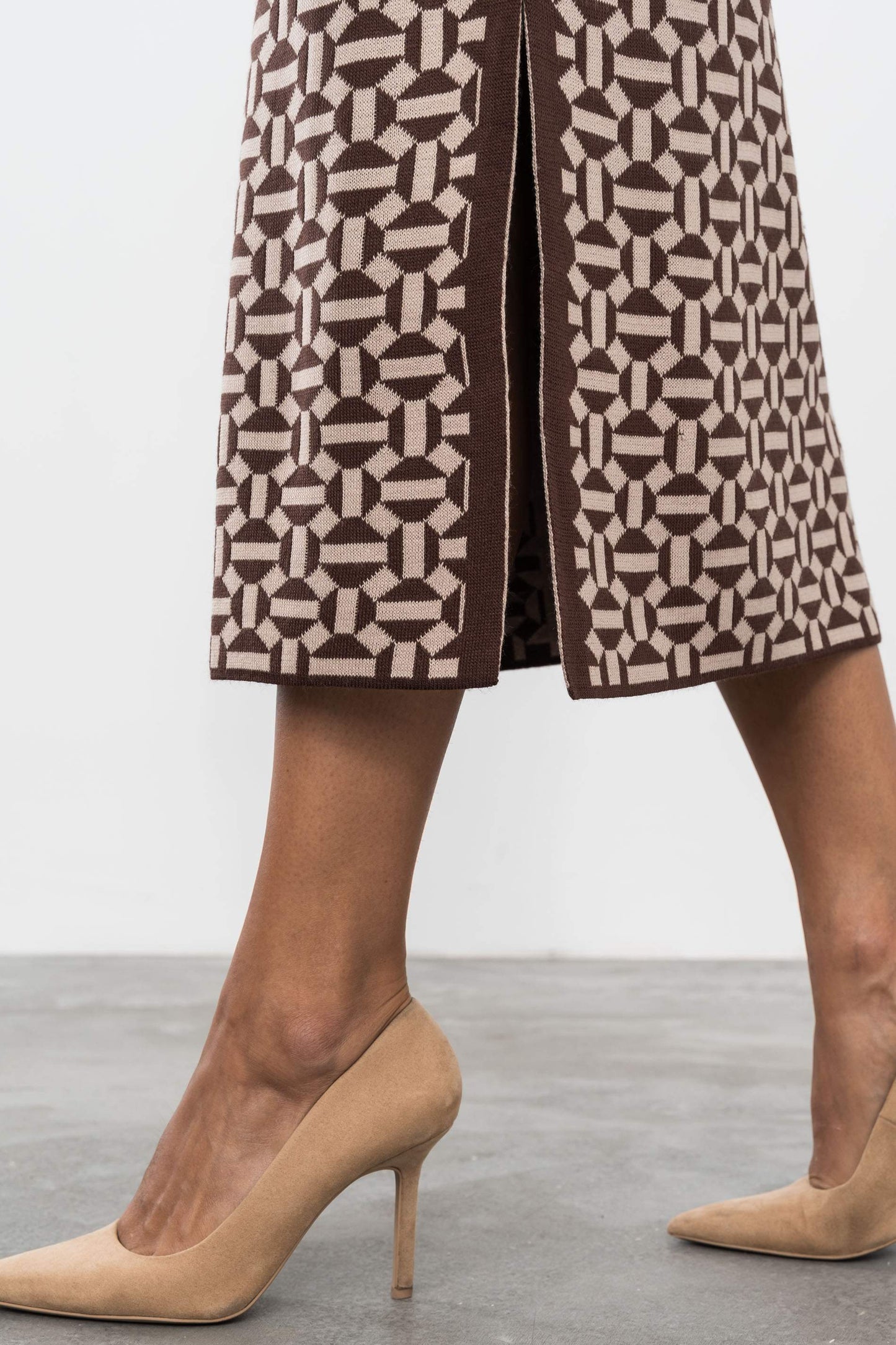 FALDA GEOMETRICOS MARRON - Imagen 4