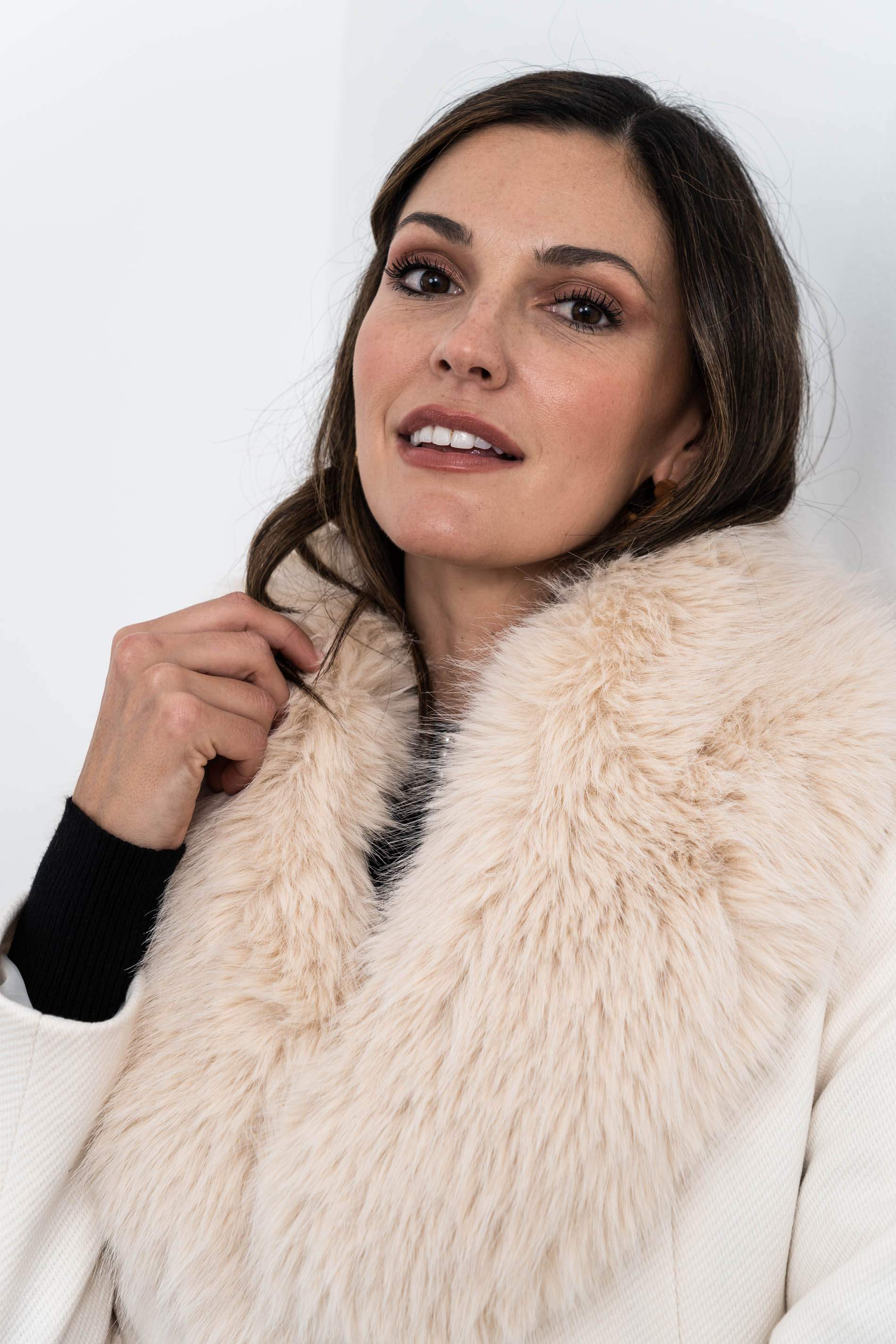 CHAQUETA DETALLE PERLAS - Imagen 5