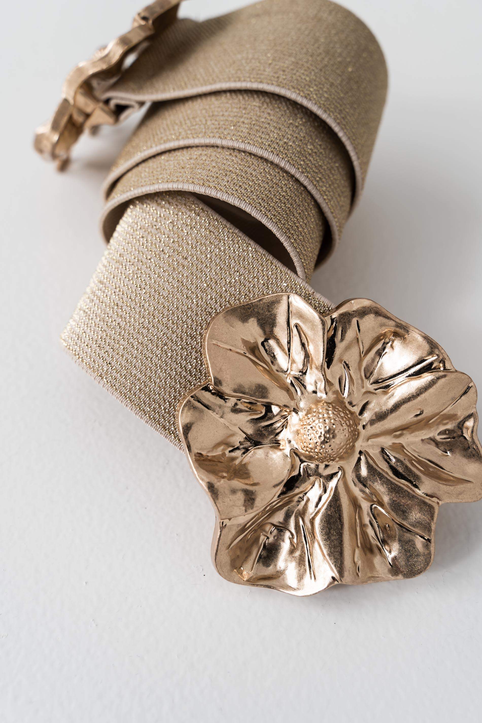 CINTURON ELASTICO FLOR METAL ORO - Imagen 2