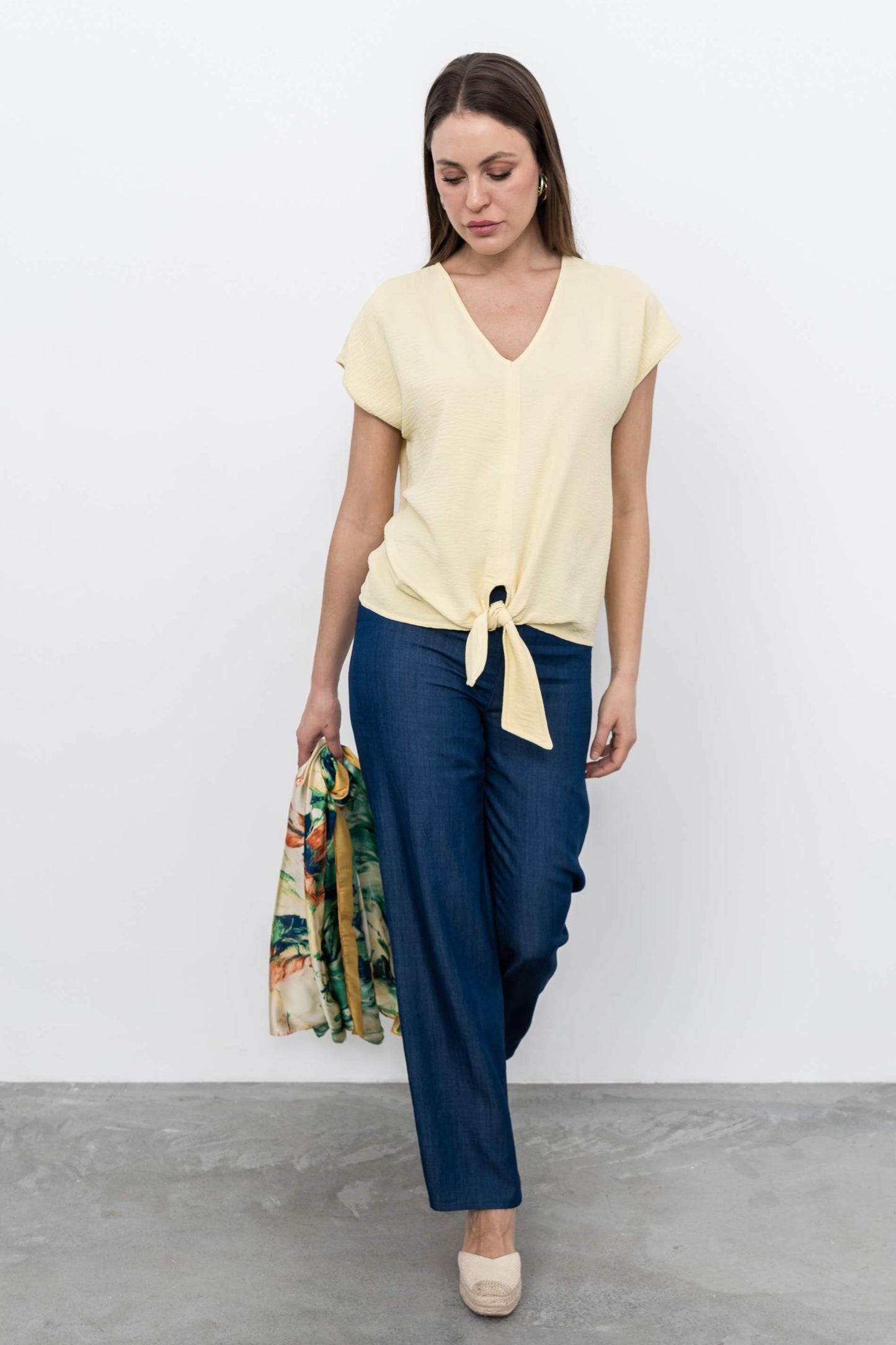 BLUSA NUDO CENTRAL VAINILLA - Imagen 4