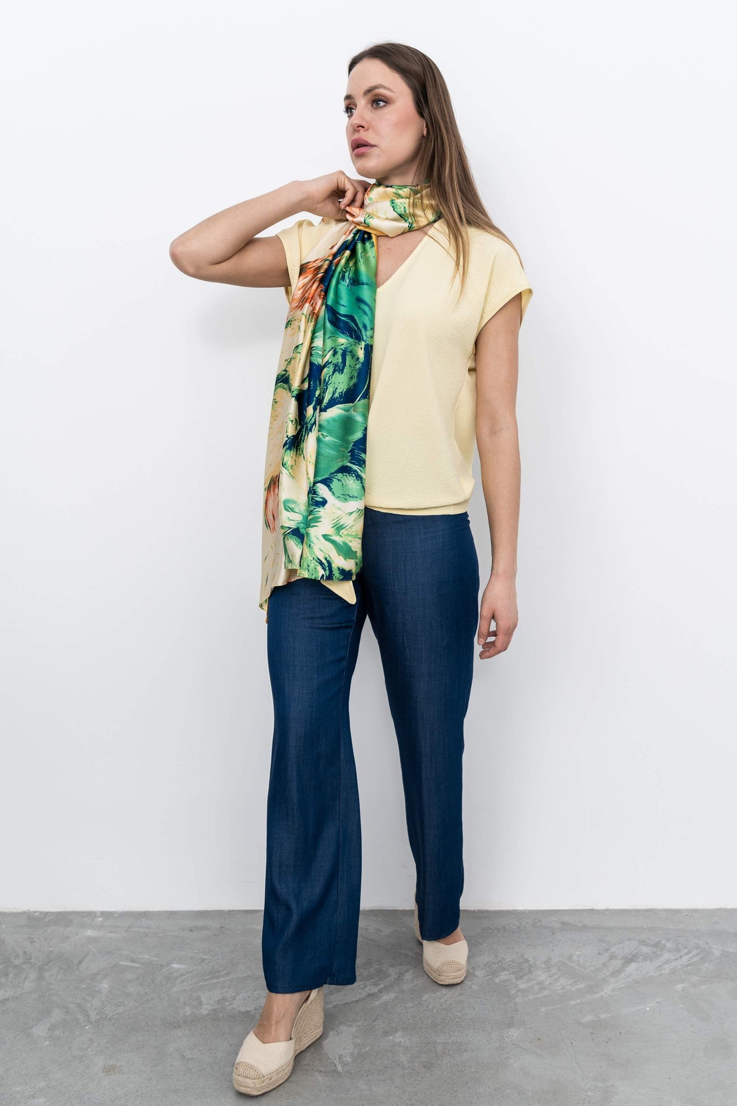 BLUSA NUDO CENTRAL VAINILLA - Imagen 8
