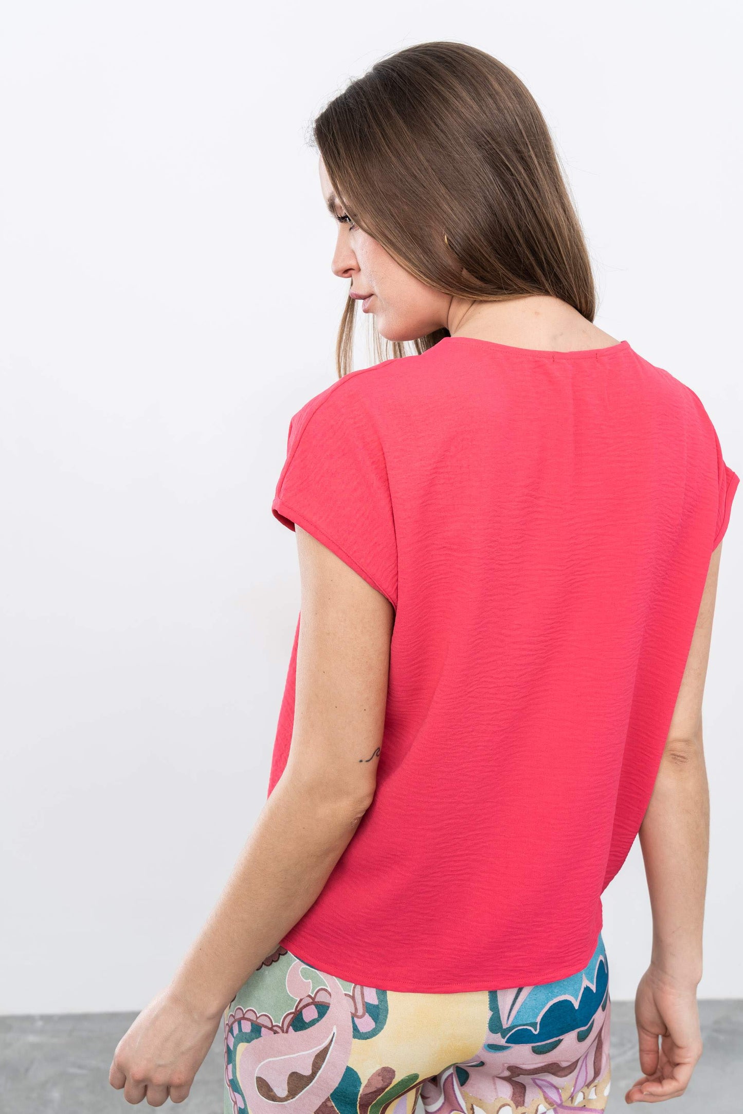 BLUSA NUDO CENTRAL FRESA - Imagen 6