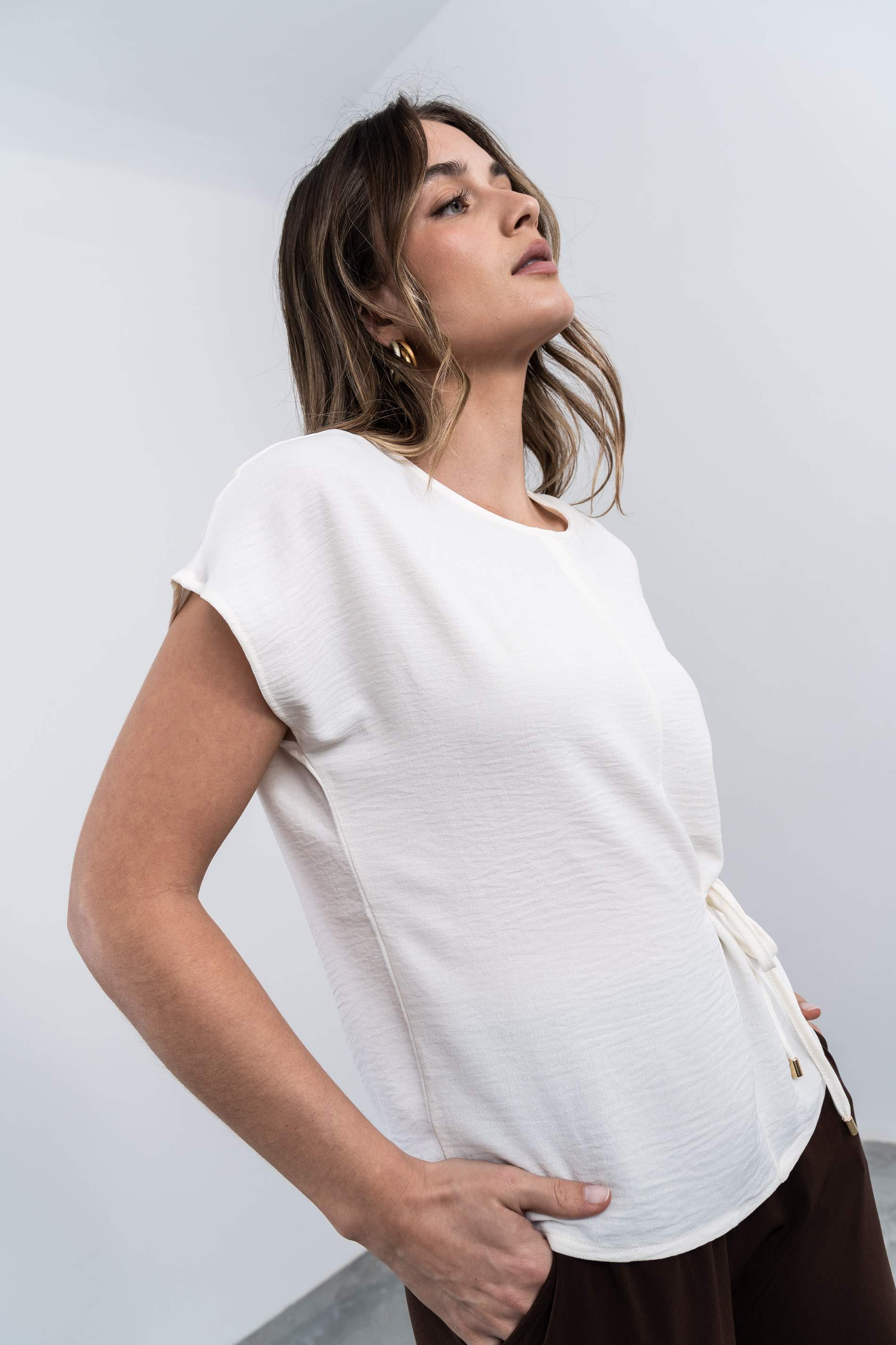 BLUSA CORDON LATERAL MARFIL - Imagen 3
