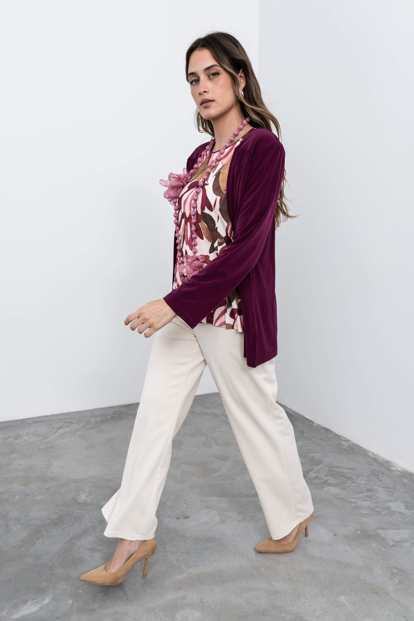 CAMISETA ABERTURAS FLORAL - Imagen 5