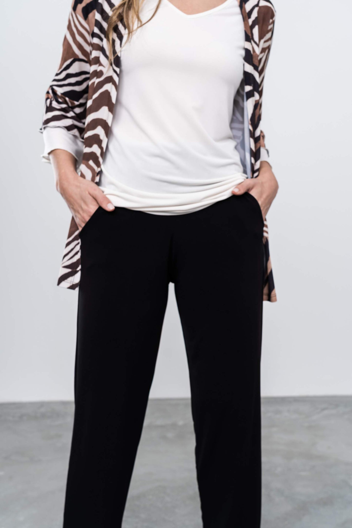 PANTALON FLUIDO NEGRO - Imagen 3