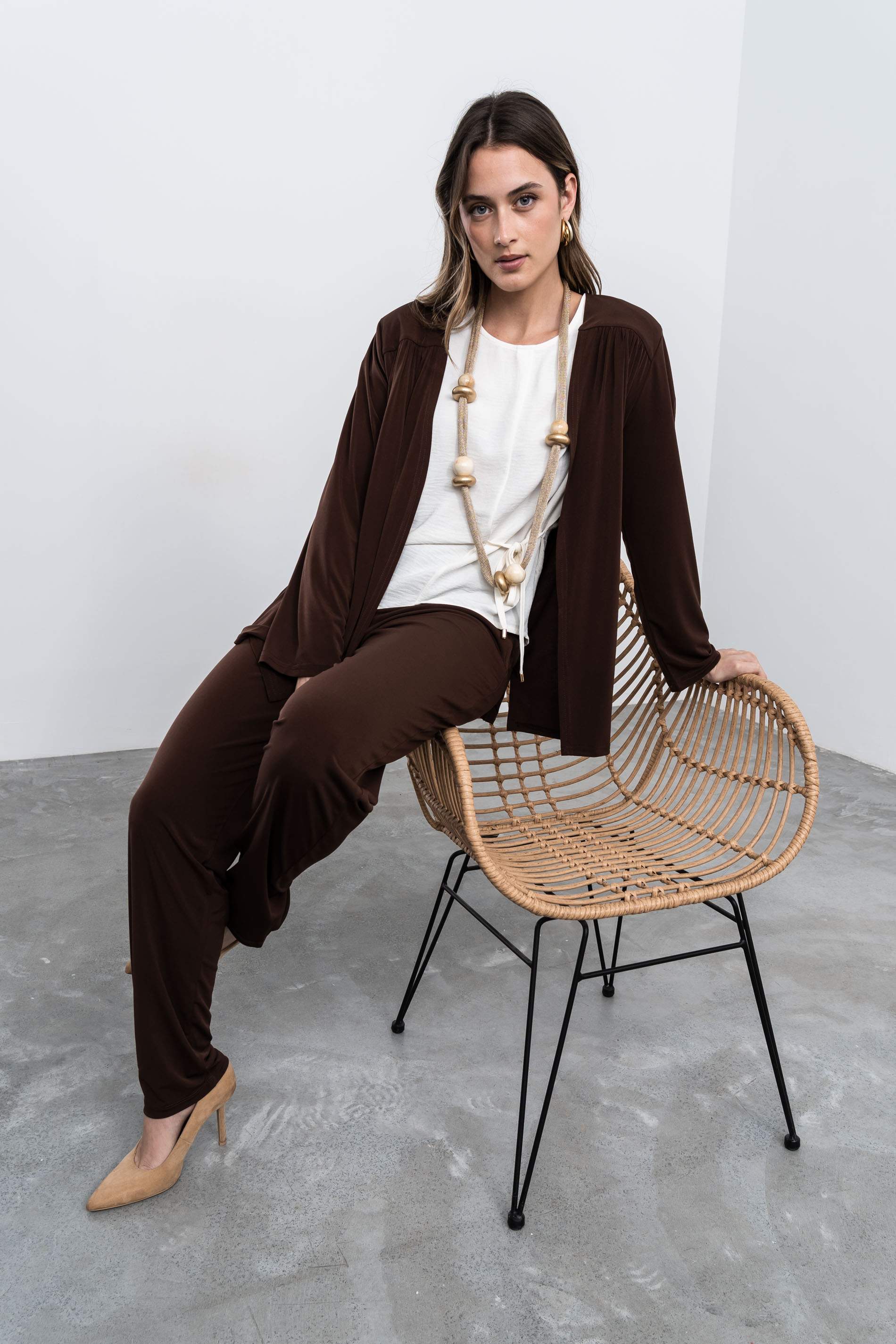 PANTALON FLUIDO CHOCOLATE - Imagen 2
