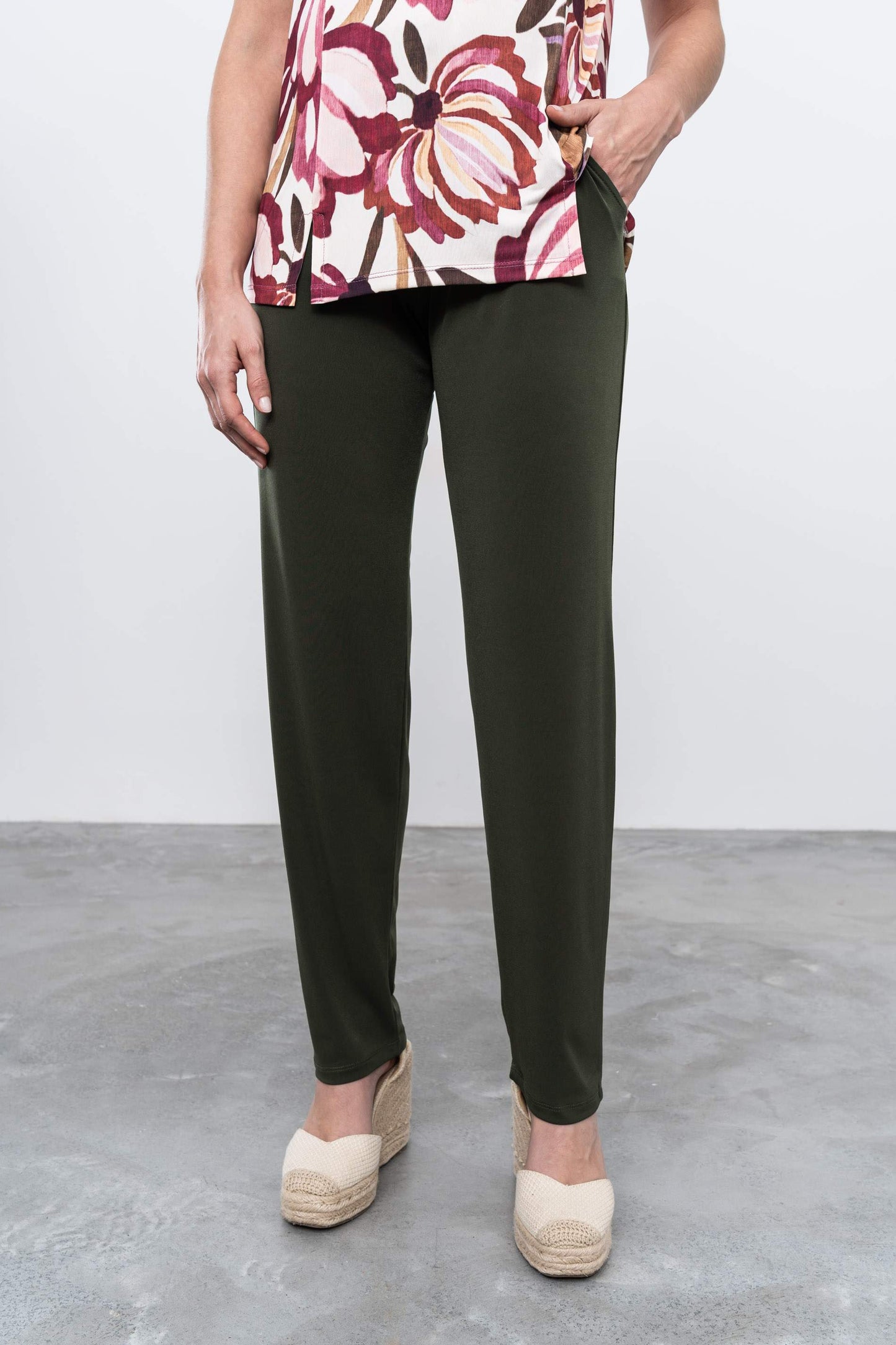 PANTALON FLUIDO KAKI - Imagen 3