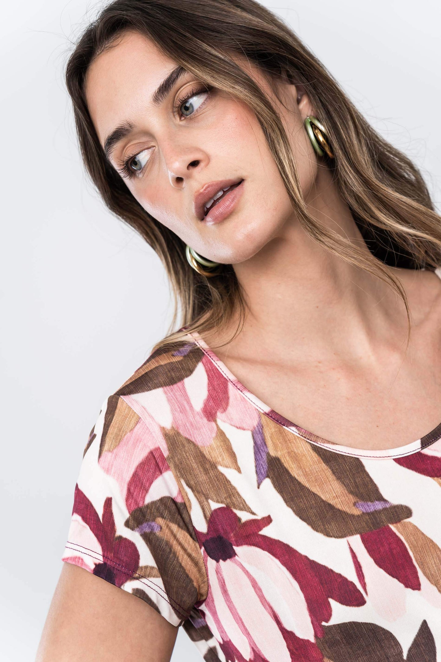 VESTIDO VOLANTE FLORAL - Imagen 2