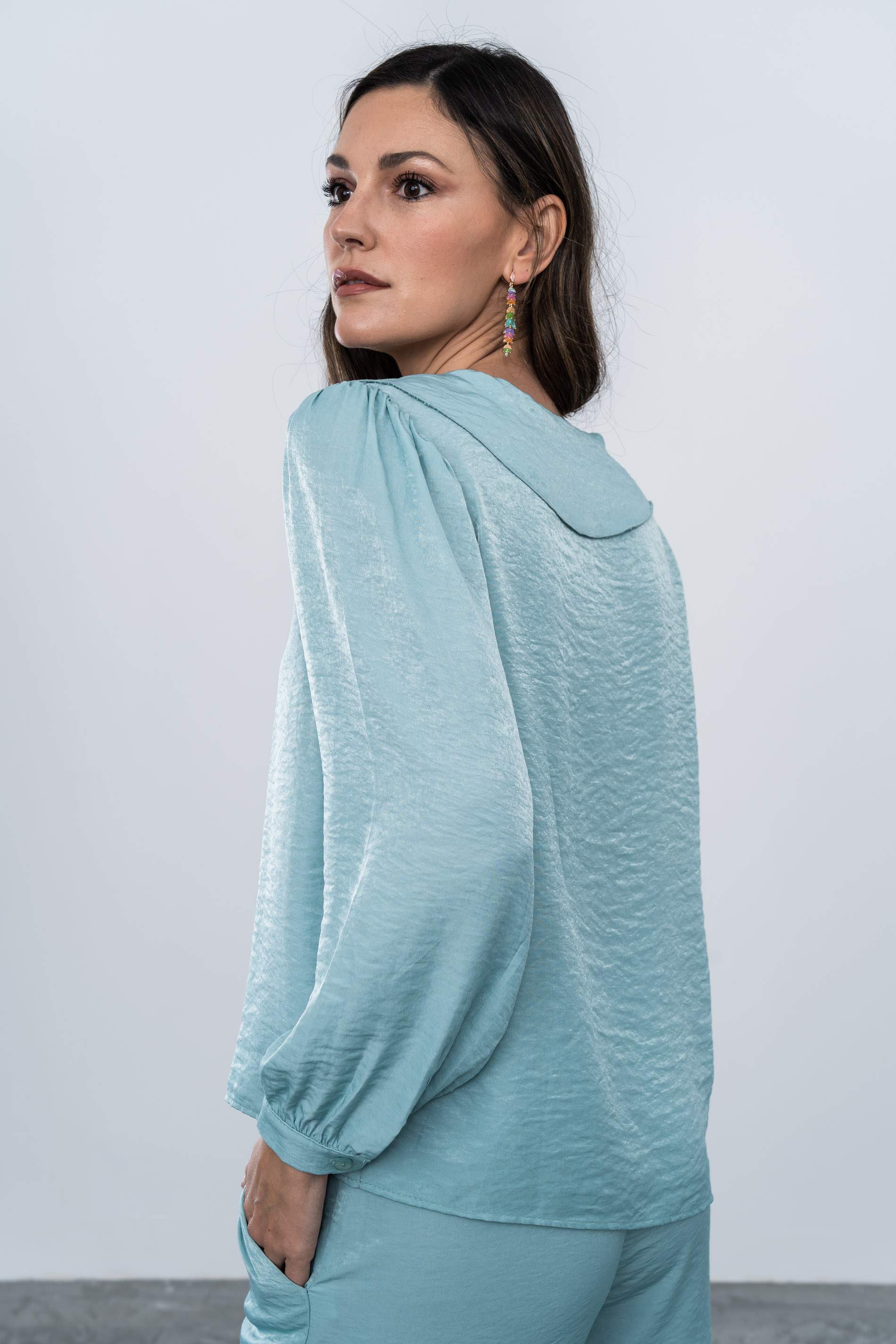 BLUSA CUELLO VOLANTE AGUA - Imagen 6