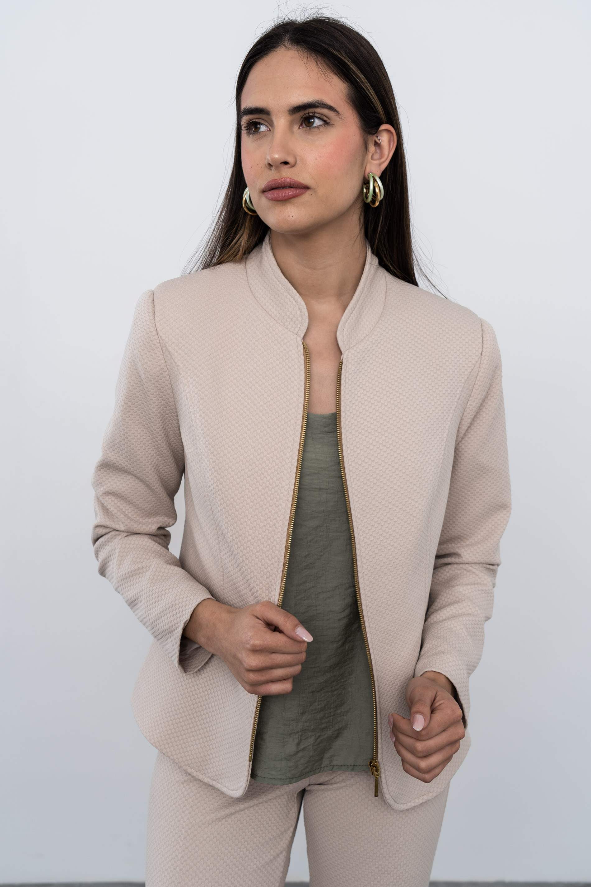 CHAQUETA CREMALLERA JACQUARD BEIGE - Imagen 9