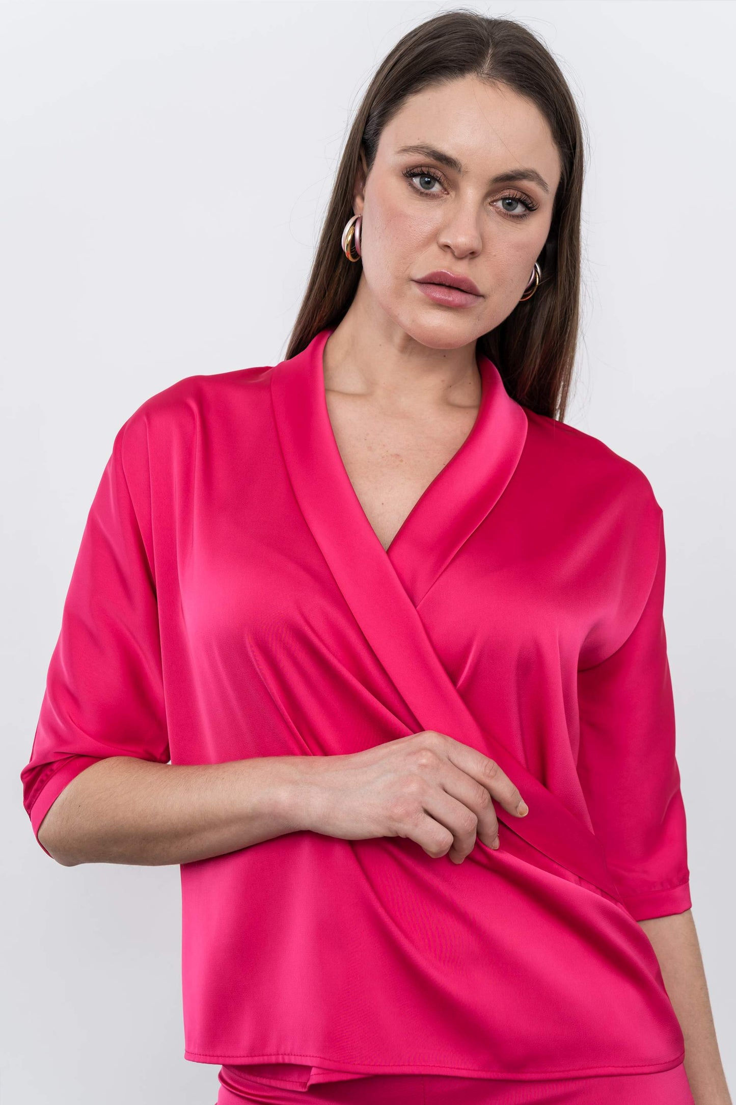 BLUSA SMOKING SATINADA FRESA - Imagen 5