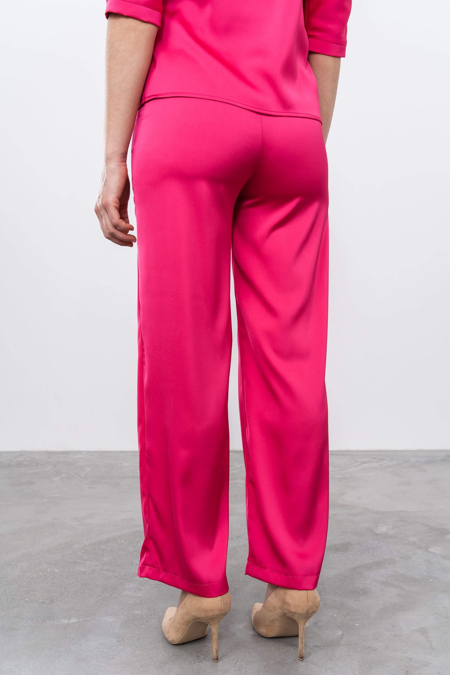 PANTALON VESTIR SATINADO FRESA - Imagen 4