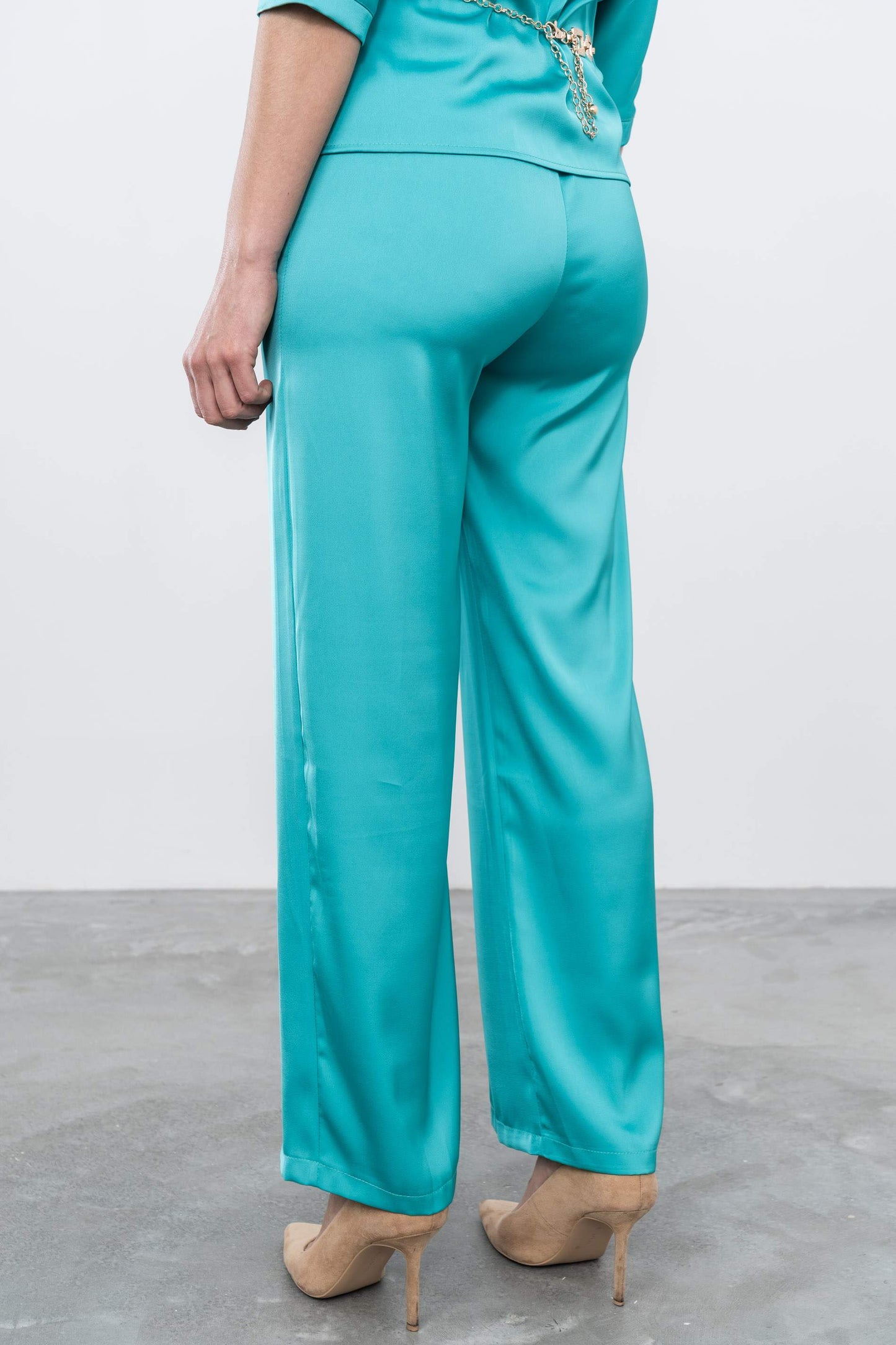 PANTALON VESTIR SATINADO ESMERALDA - Imagen 4