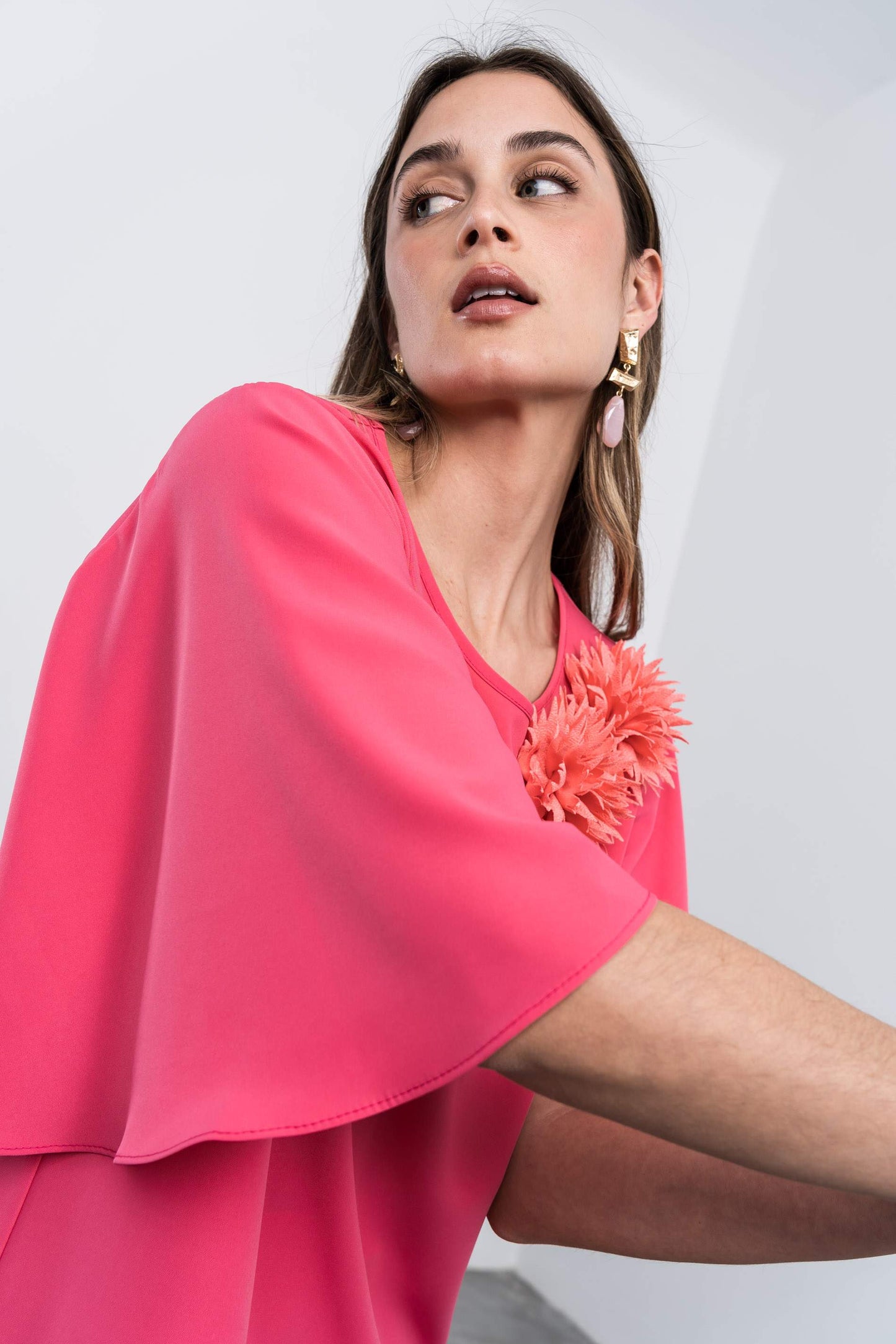 BLUSON ASIMETRICO FLOR CORAL - Imagen 2