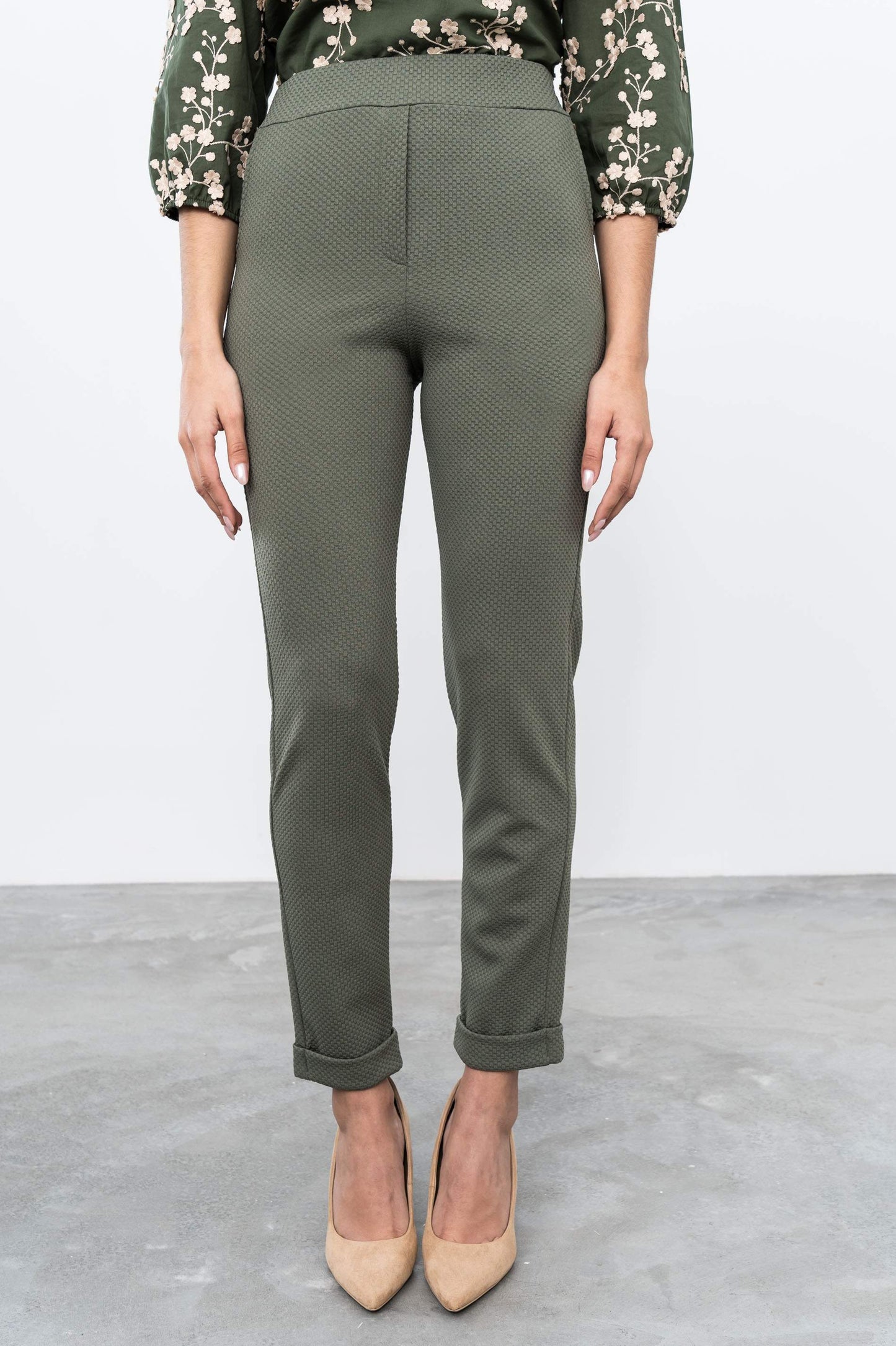PANTALON GOMA PANEL KAKI - Imagen 3