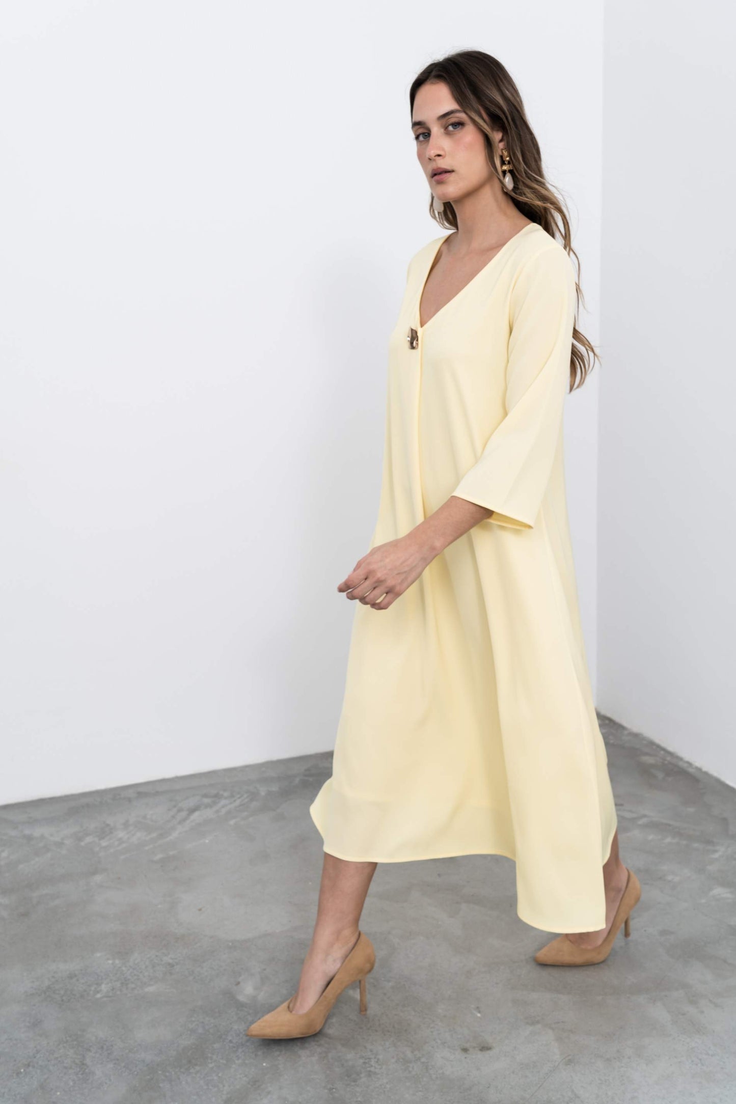 VESTIDO FUELLE BOTON ORO VAINILLA - Imagen 4