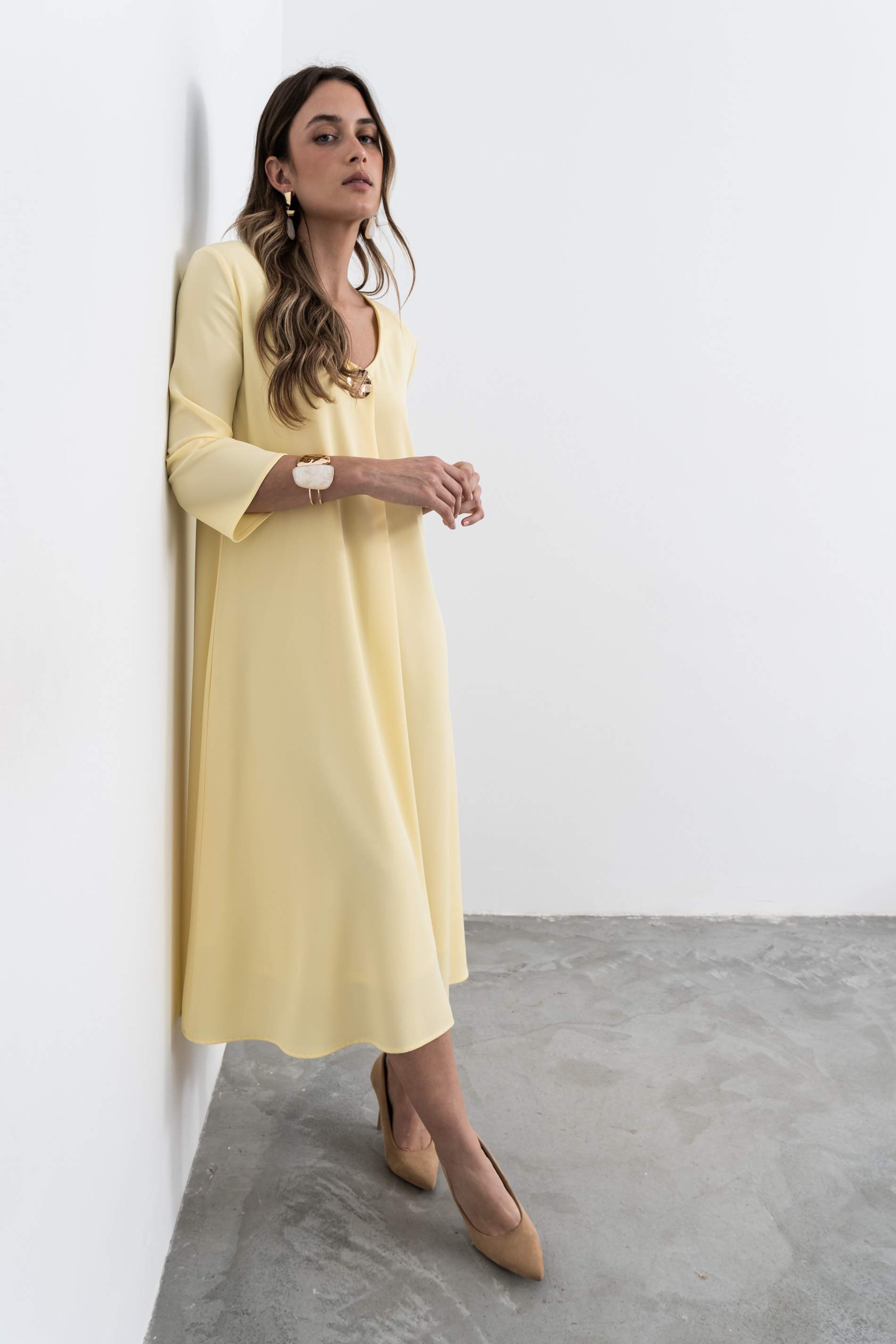 VESTIDO FUELLE BOTON ORO VAINILLA - Imagen 7
