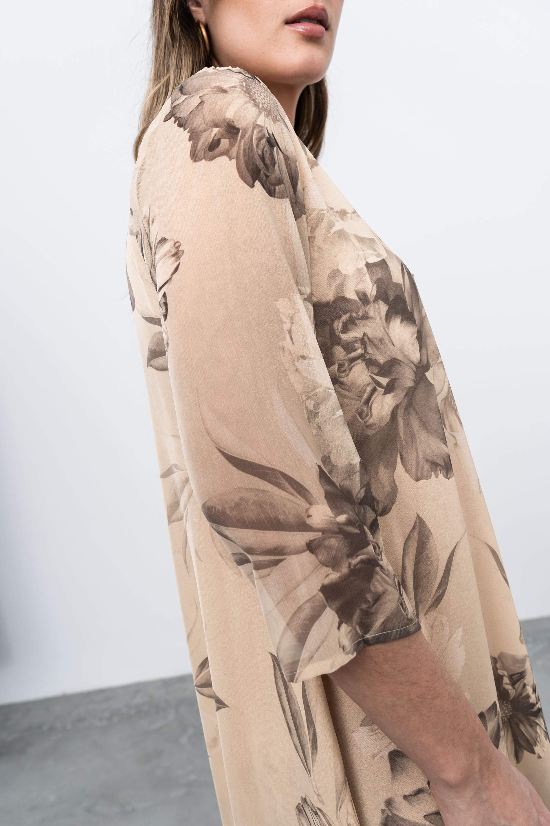 VESTIDO FUELLE FLORAL - Imagen 6