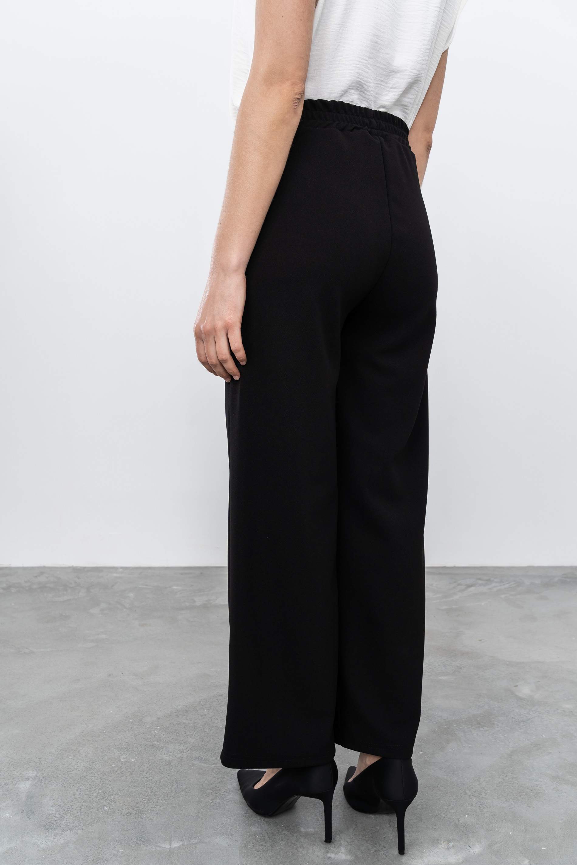 PANTALON ANCHO NEGRO - Imagen 4
