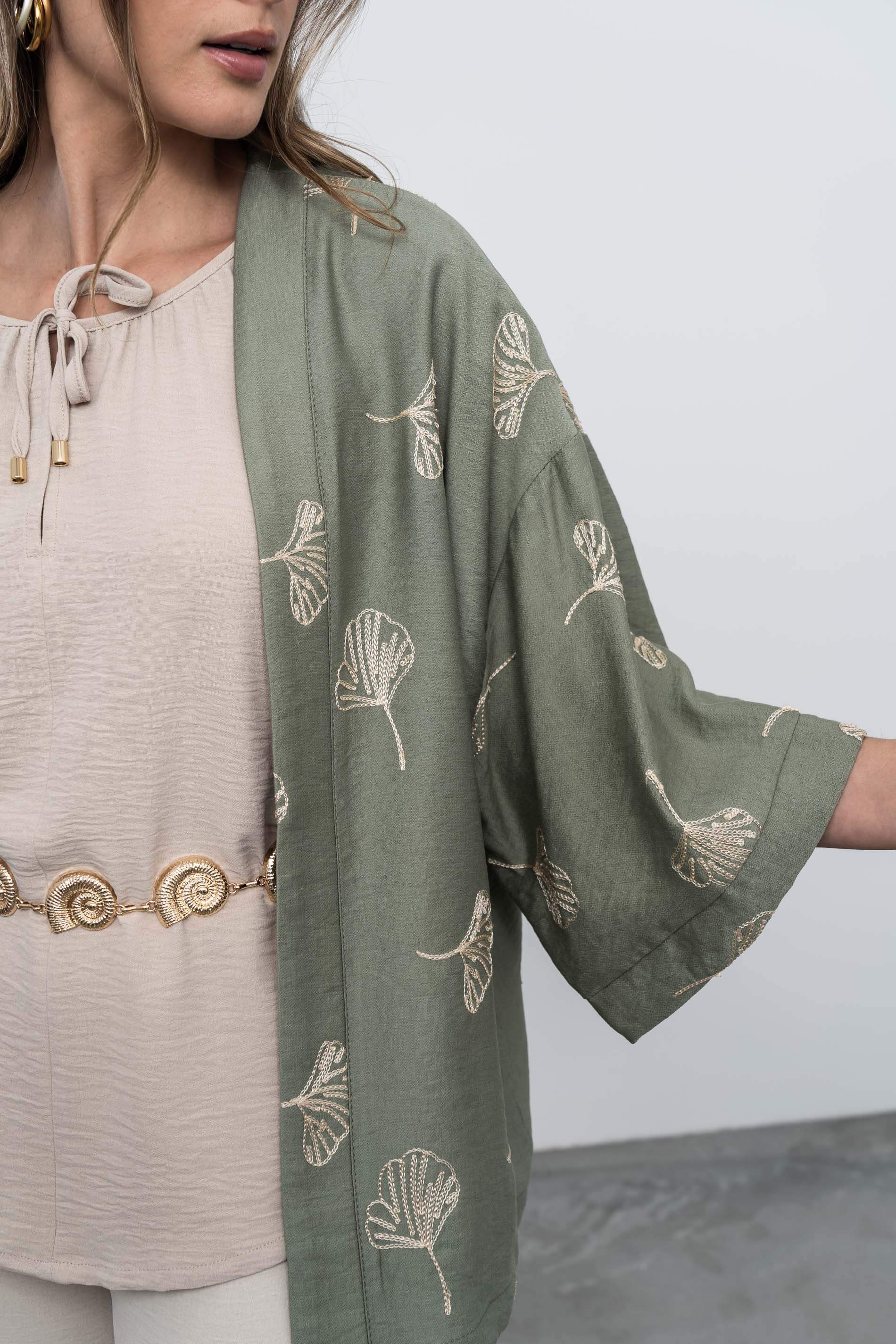 KIMONO BORDADO KAKI - Imagen 2