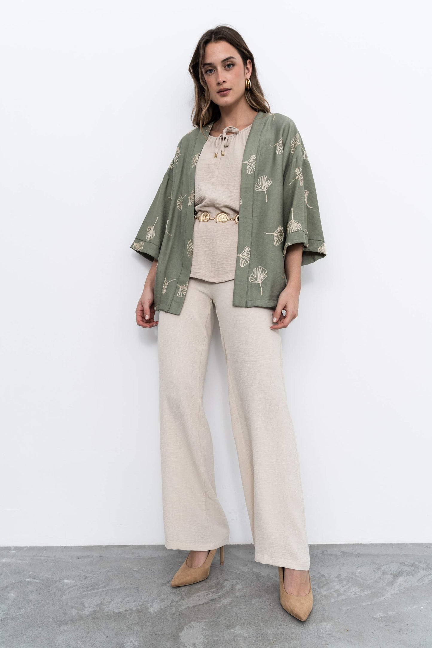 KIMONO BORDADO KAKI - Imagen 5