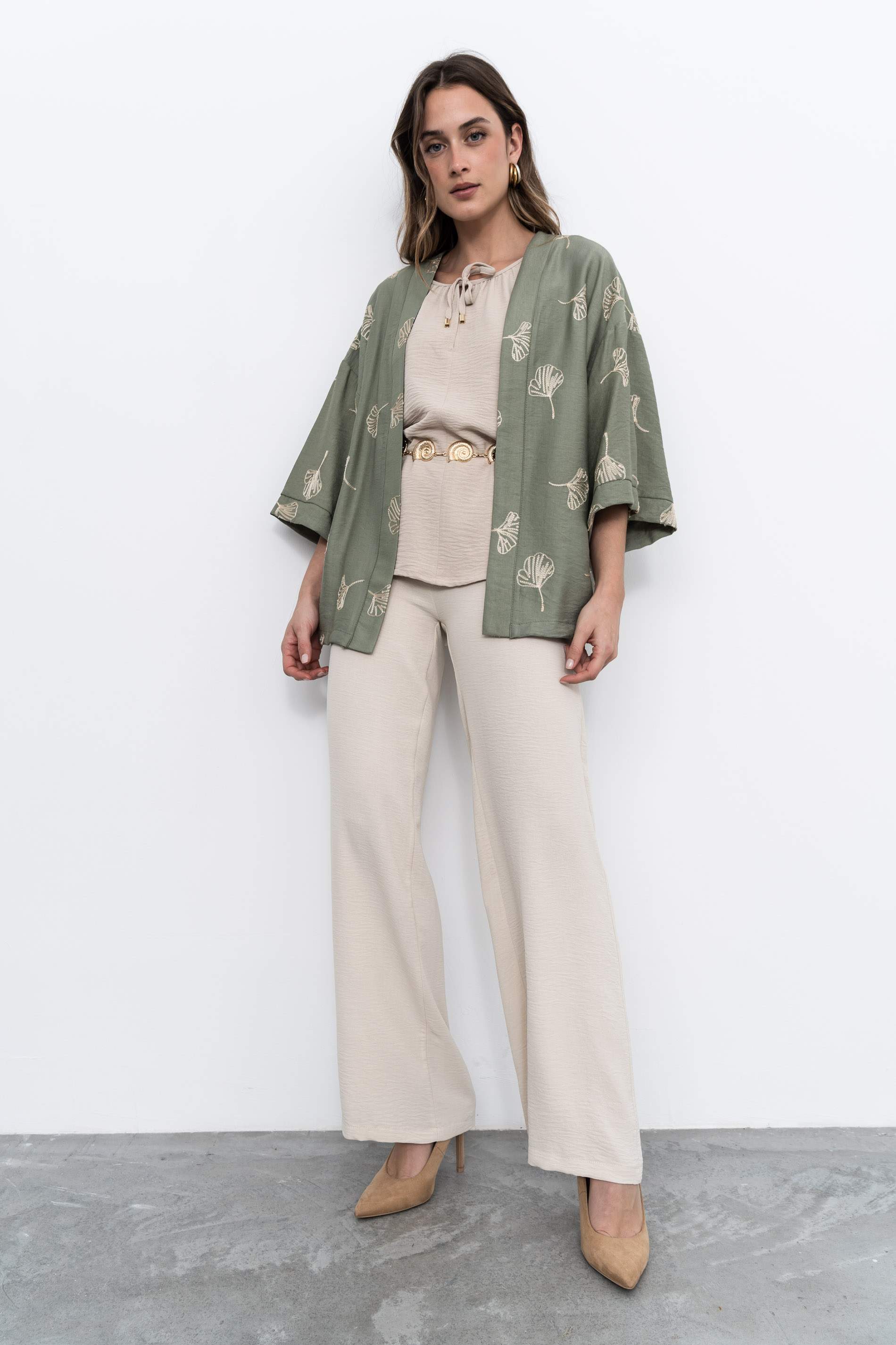 KIMONO BORDADO KAKI - Imagen 5