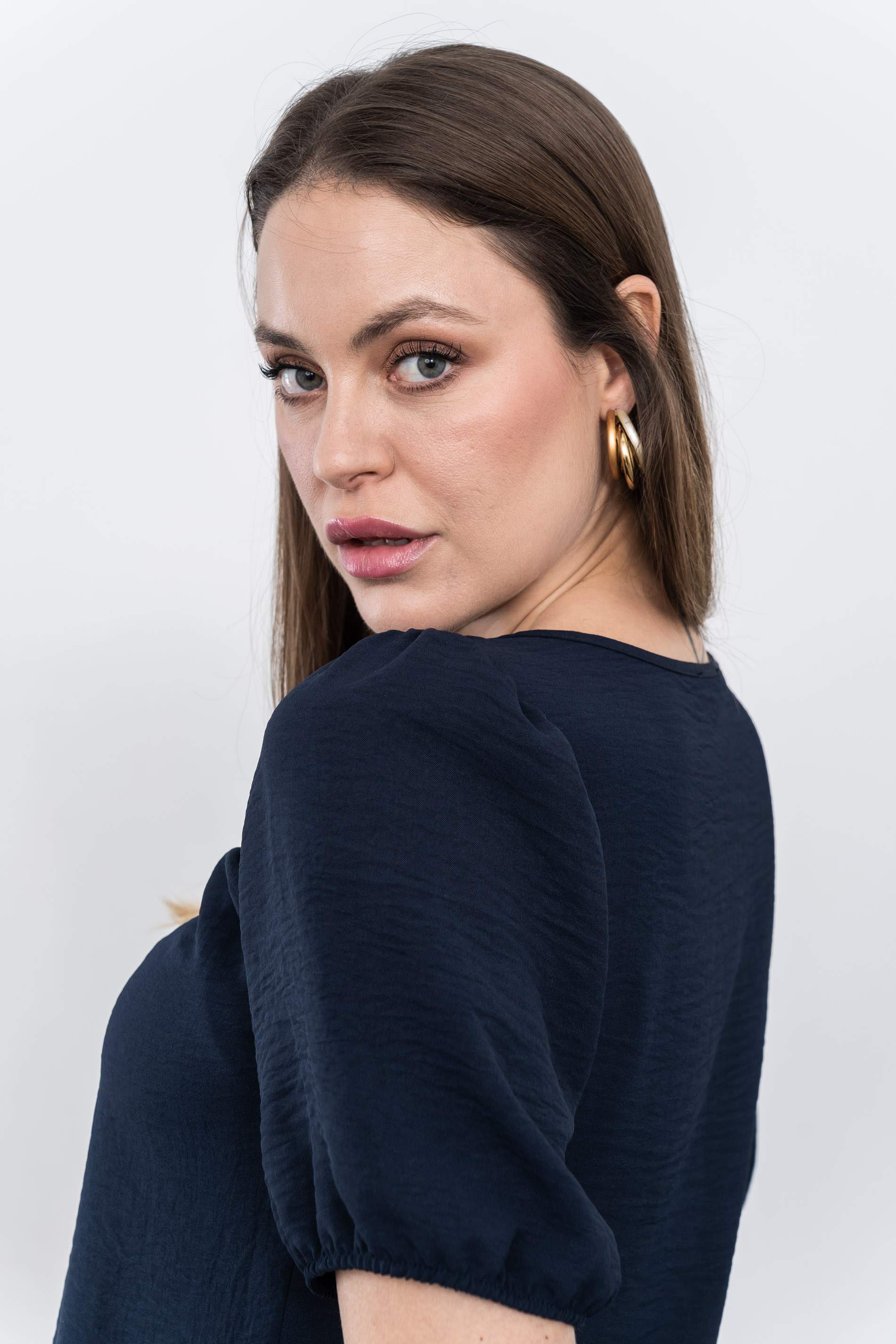 BLUSA DETALLE LAZO ESCOTE MARINO - Imagen 10